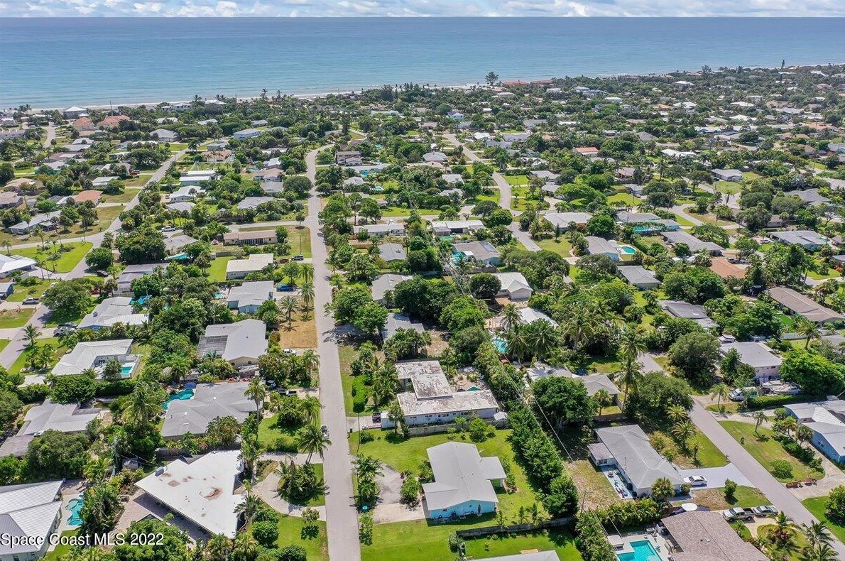 505 Banyan Way, Melbourne FL  32951-2101 exterior