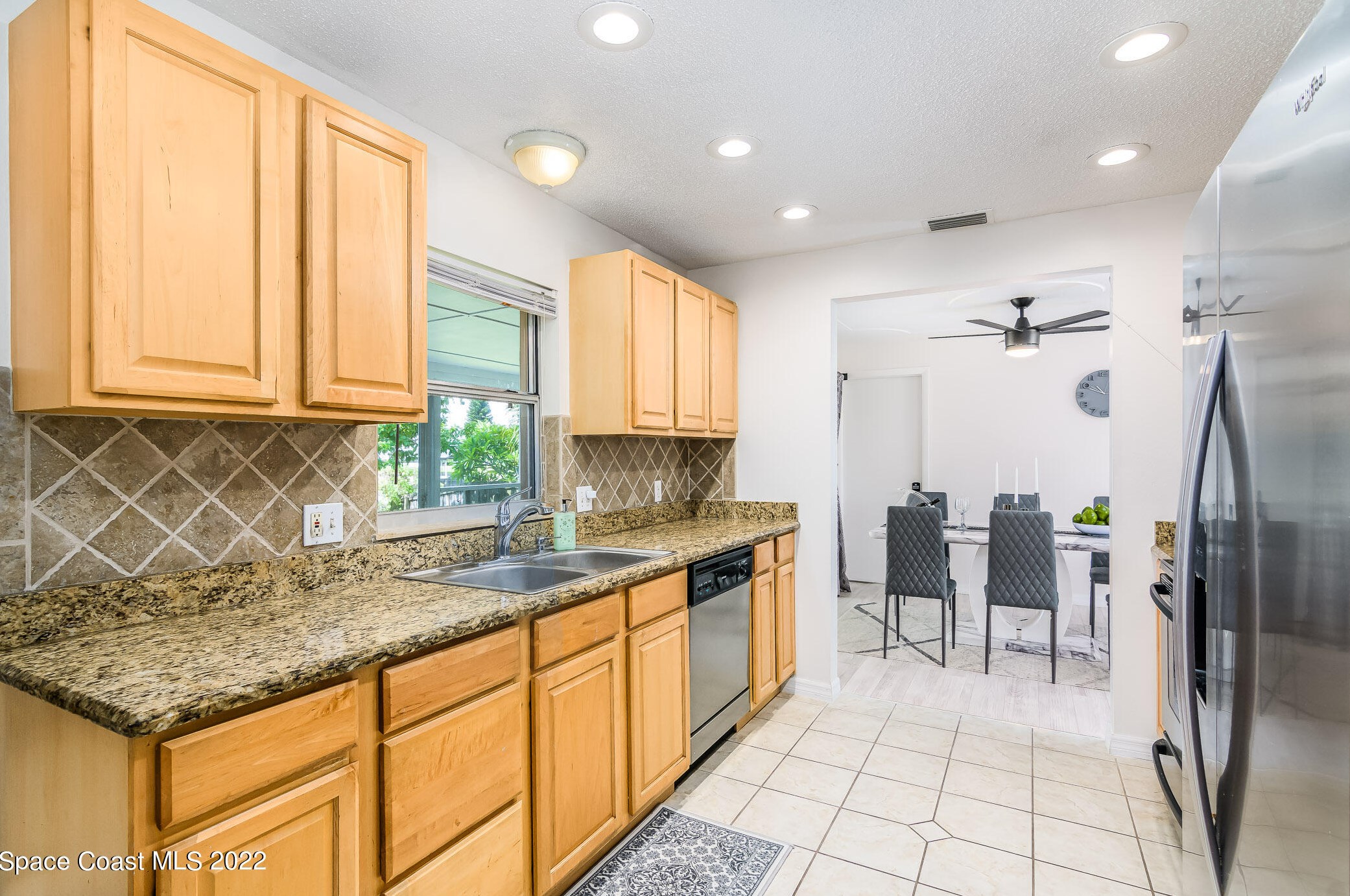 1505 Central Ave, Merritt Island FL 32952-5677 exterior