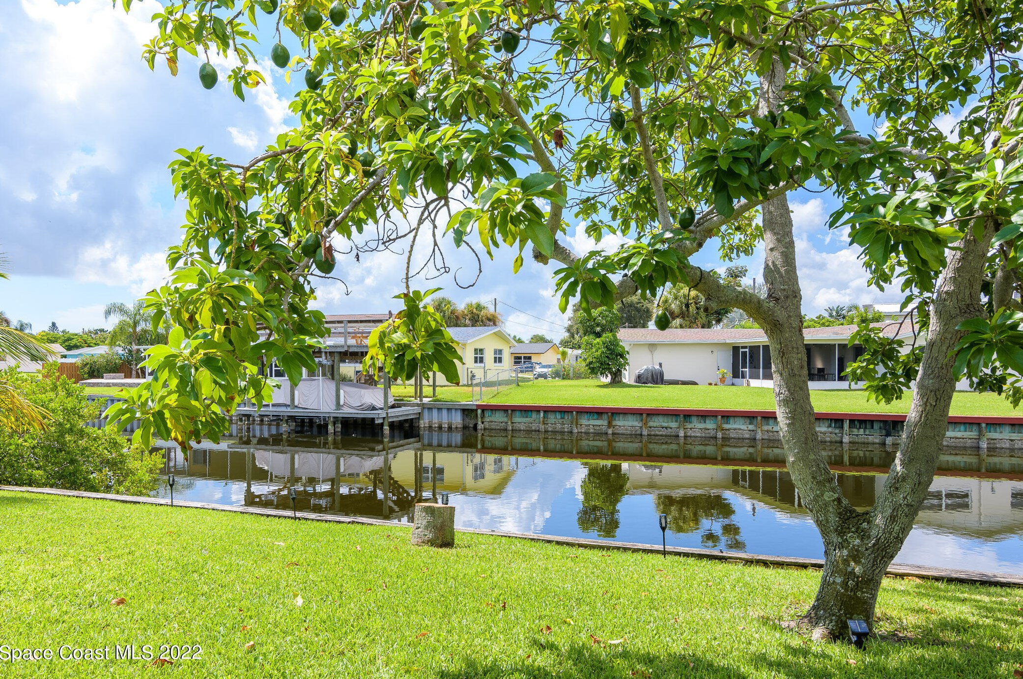 1505 Central Ave, Merritt Island FL 32952-5677 exterior