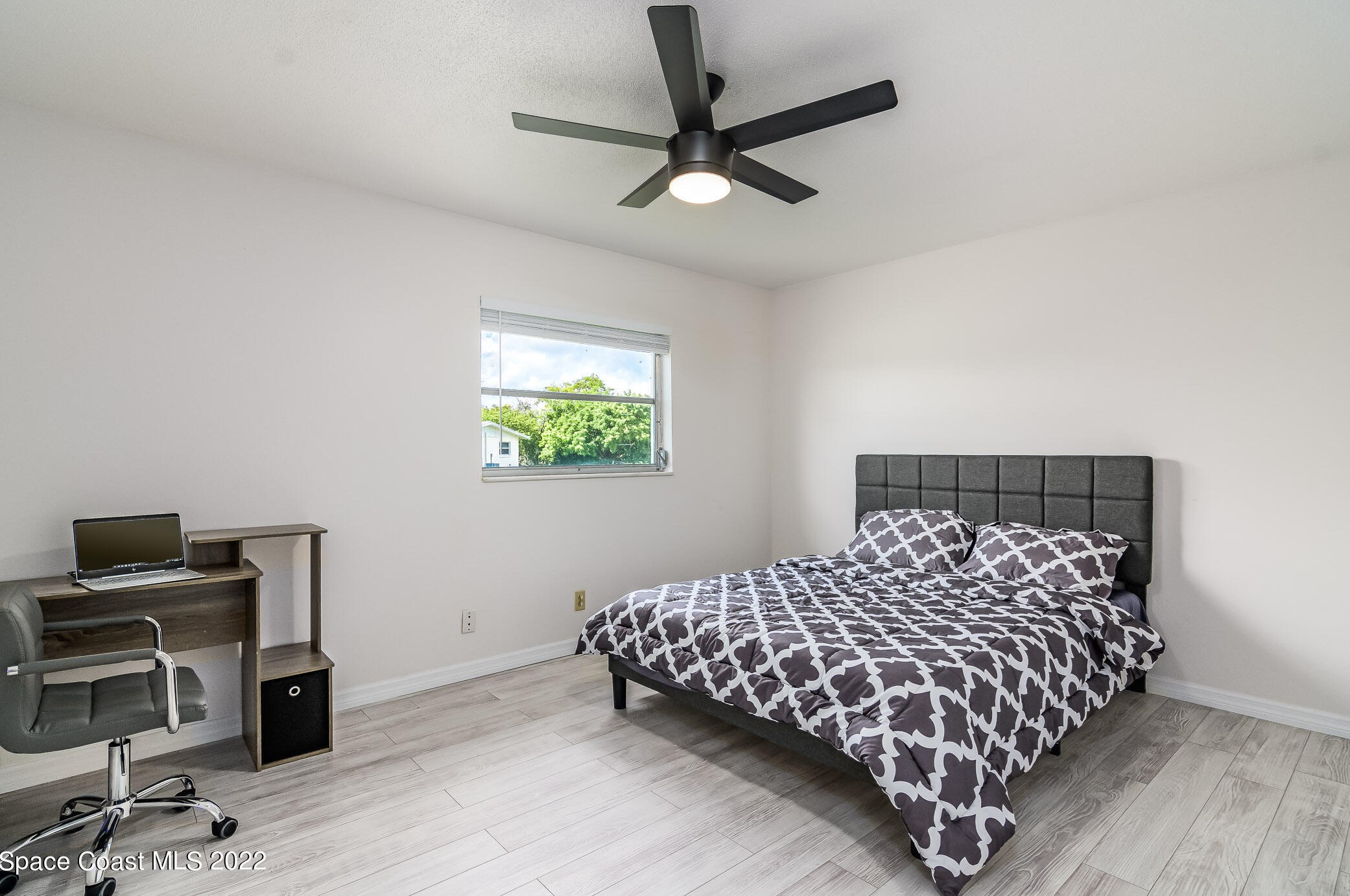 1505 Central Ave, Merritt Island FL 32952-5677 exterior