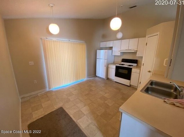 1812 Cape Palos Dr, Melbourne FL  32935-5591 exterior