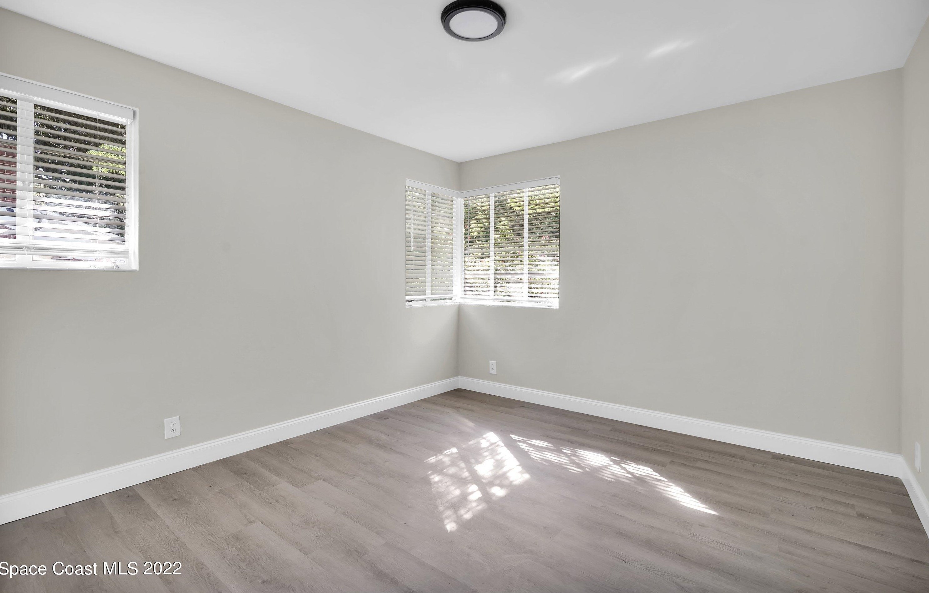 6537 Pottsburg Dr, Jacksonville FL  32211-7255 exterior