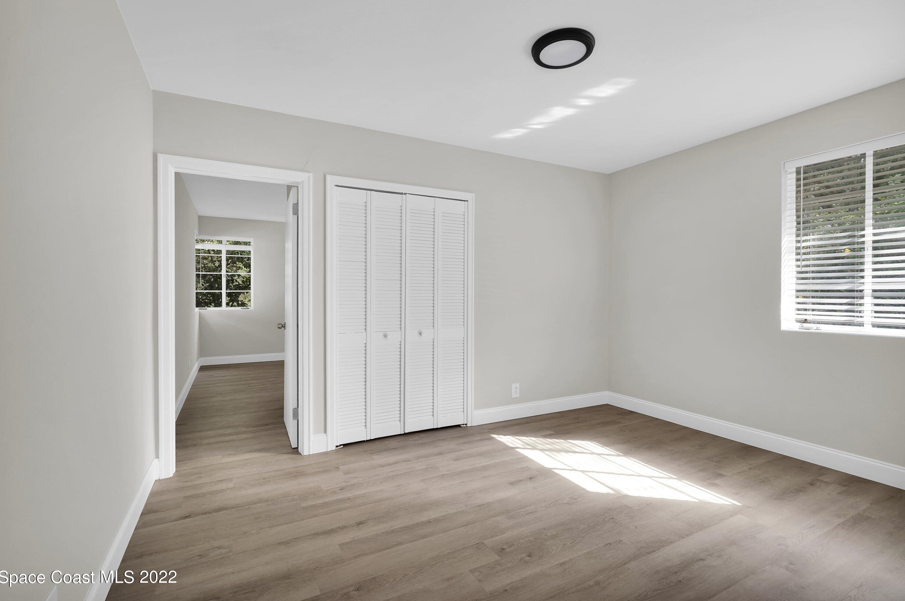 6537 Pottsburg Dr, Jacksonville FL  32211-7255 exterior