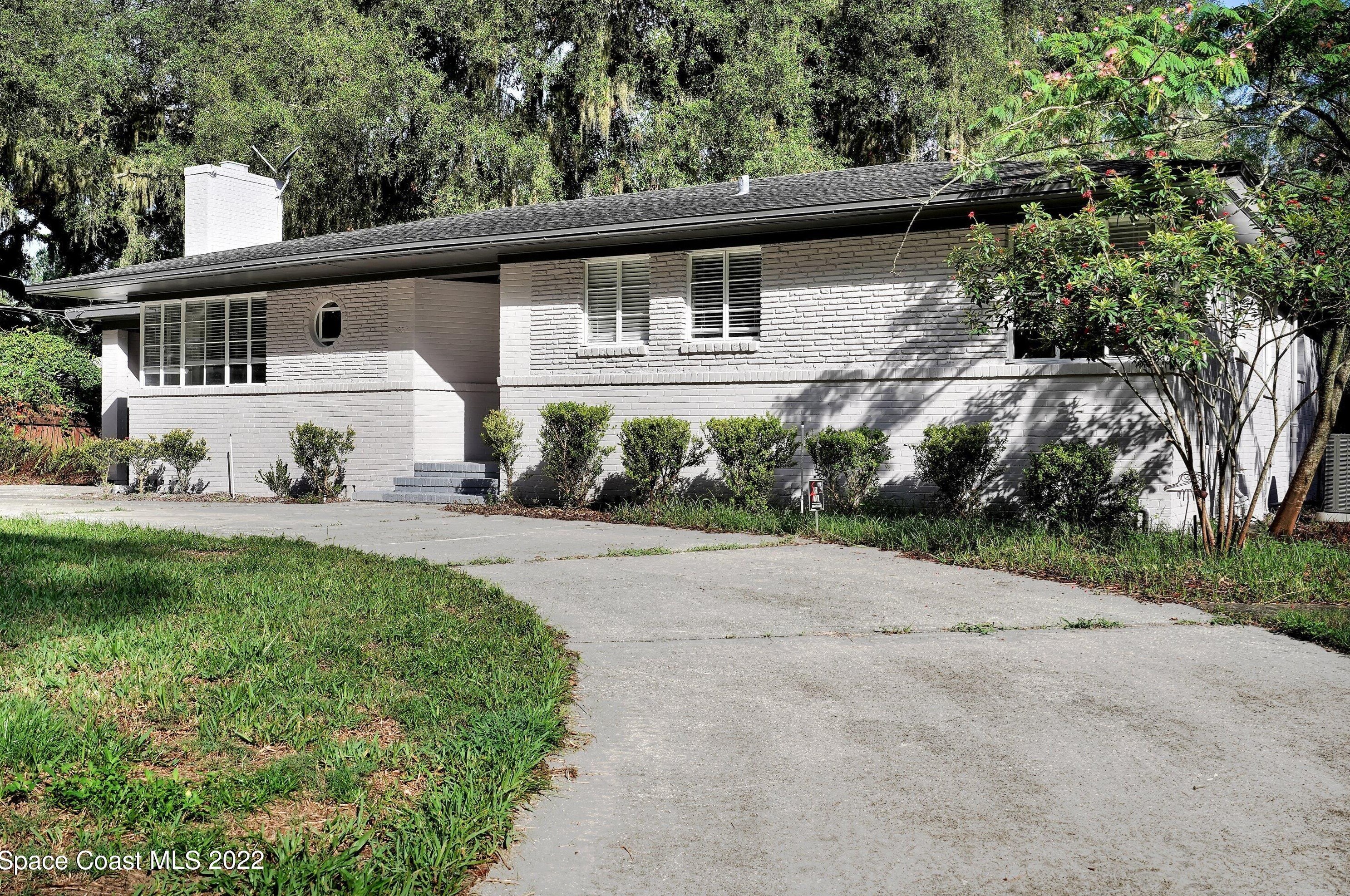 6537 Pottsburg Dr, Jacksonville FL  32211-7255 exterior