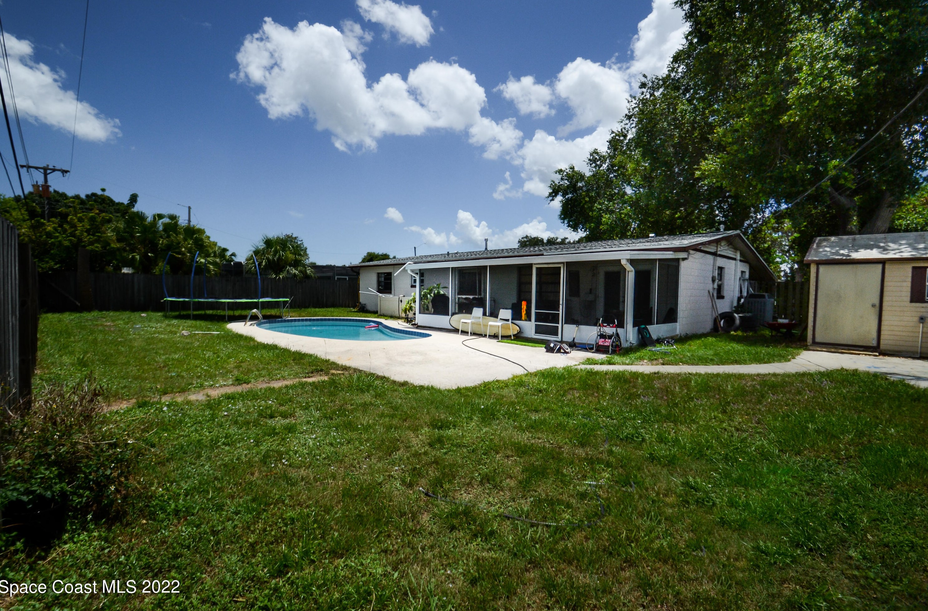 20 Carib Dr, Merritt Island FL  32952-3613 exterior