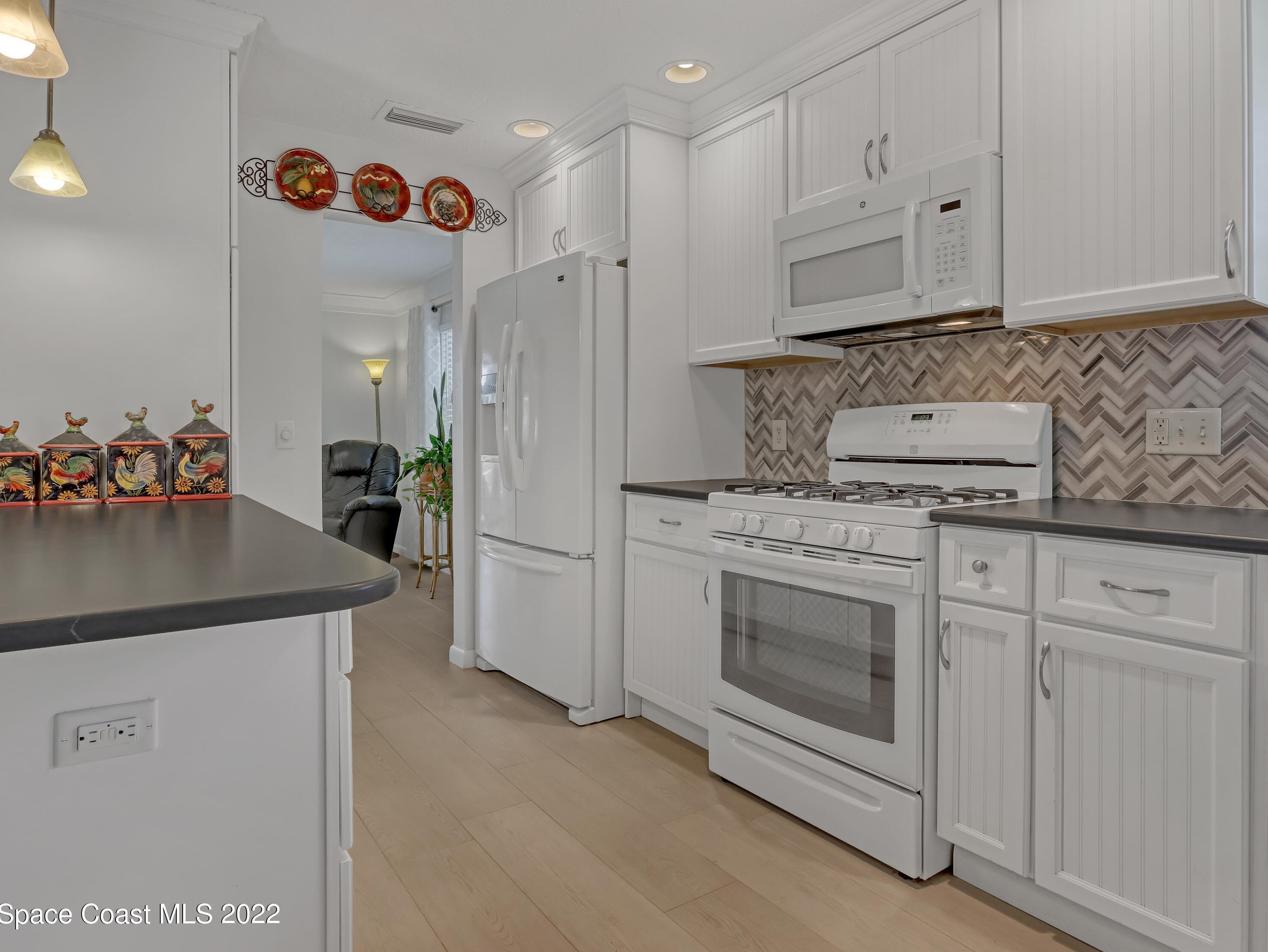 1675 Rochelle Pkwy, Merritt Island FL  32952-5649 exterior