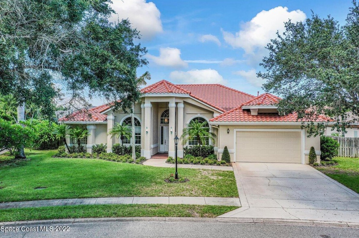 535 Newport Dr, Melbourne FL  32903-4026 exterior