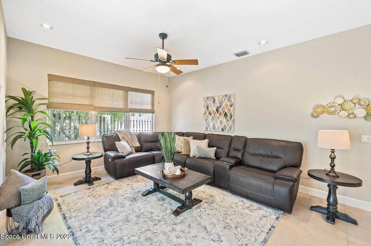 535 Newport Dr, Melbourne FL  32903-4026 exterior