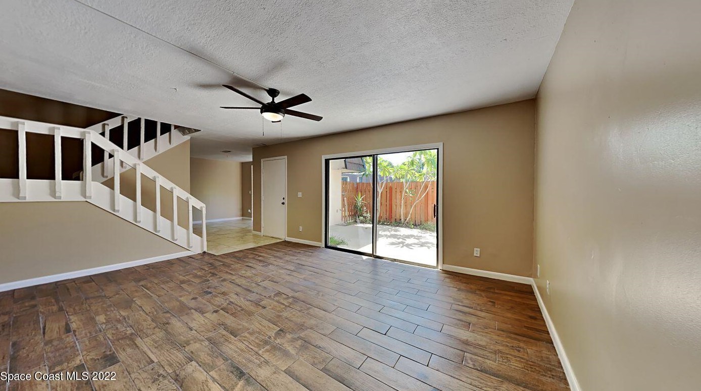 2313 Vis Oaks Cir, Melbourne FL 32905-3125 exterior