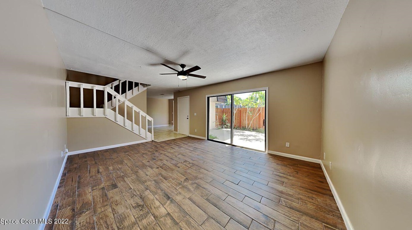 2313 Vis Oaks Cir, Melbourne FL 32905-3125 exterior