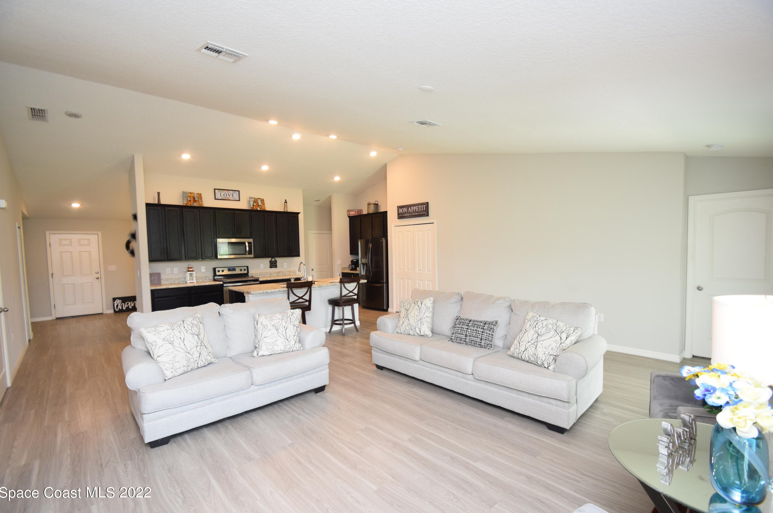 499 Ellington Ave, Melbourne FL  32909-4126 exterior