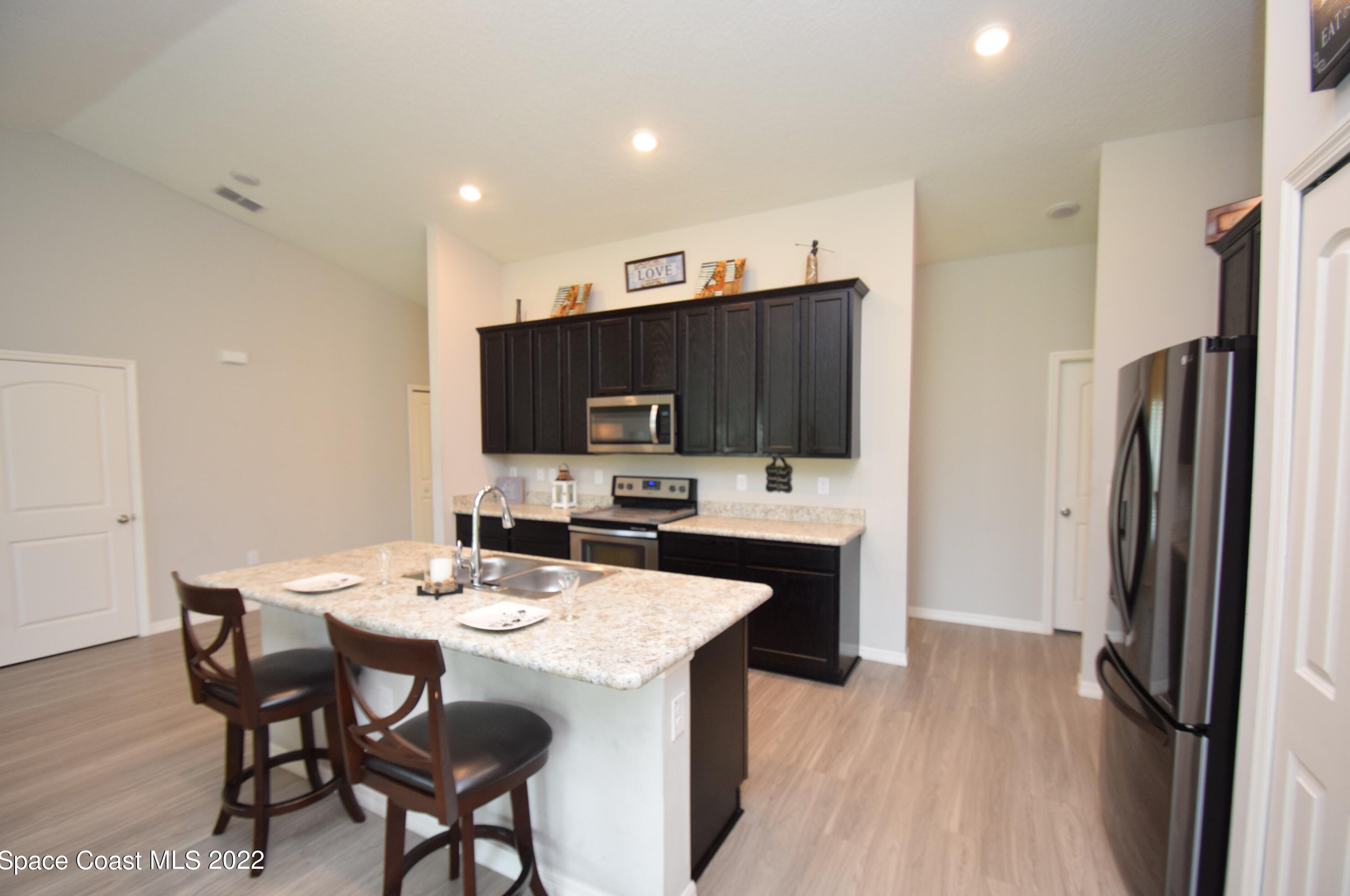 499 Ellington Ave, Melbourne FL  32909-4126 exterior