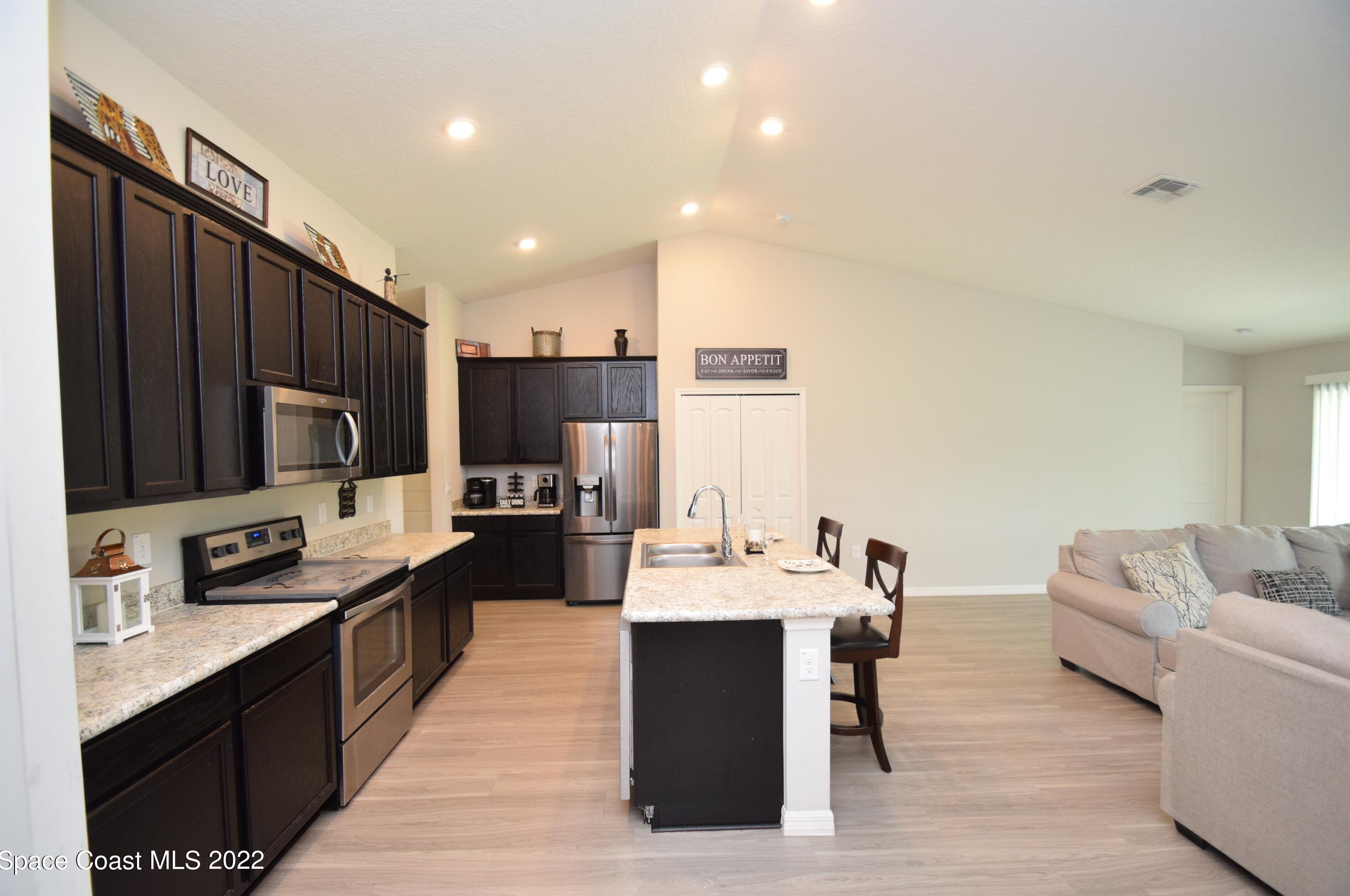 499 Ellington Ave, Melbourne FL  32909-4126 exterior