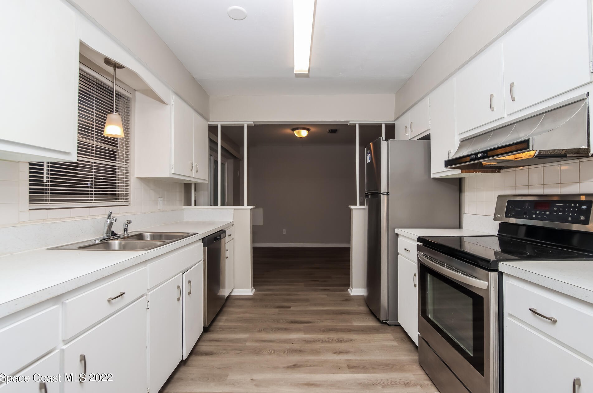 1724 Cadillac Cir, Melbourne FL  32935-4914 exterior