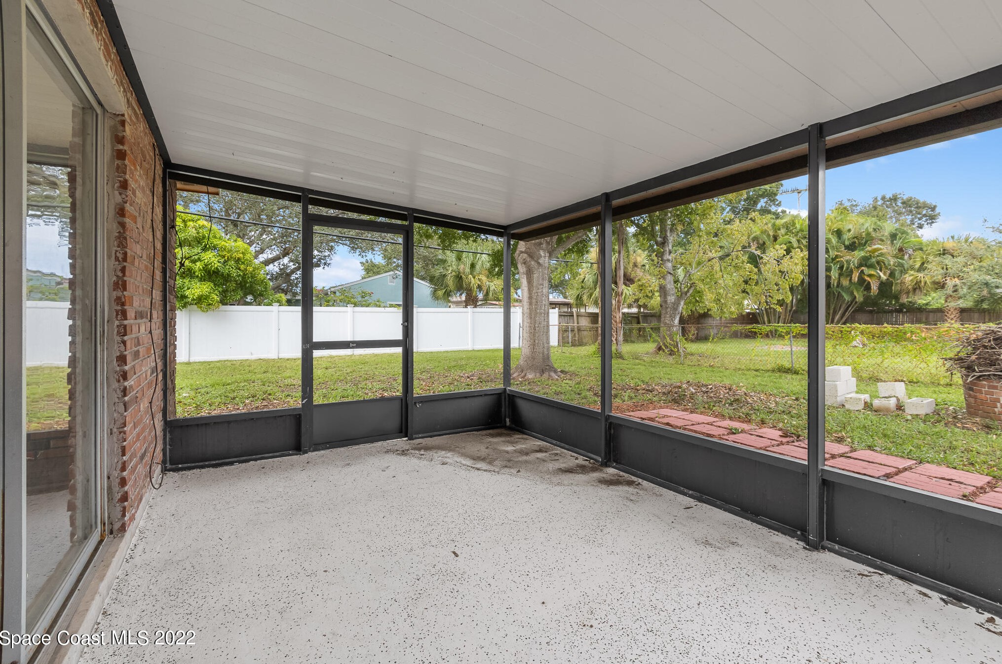 476 Orange Ave, Merritt Island FL  32952-3750 exterior