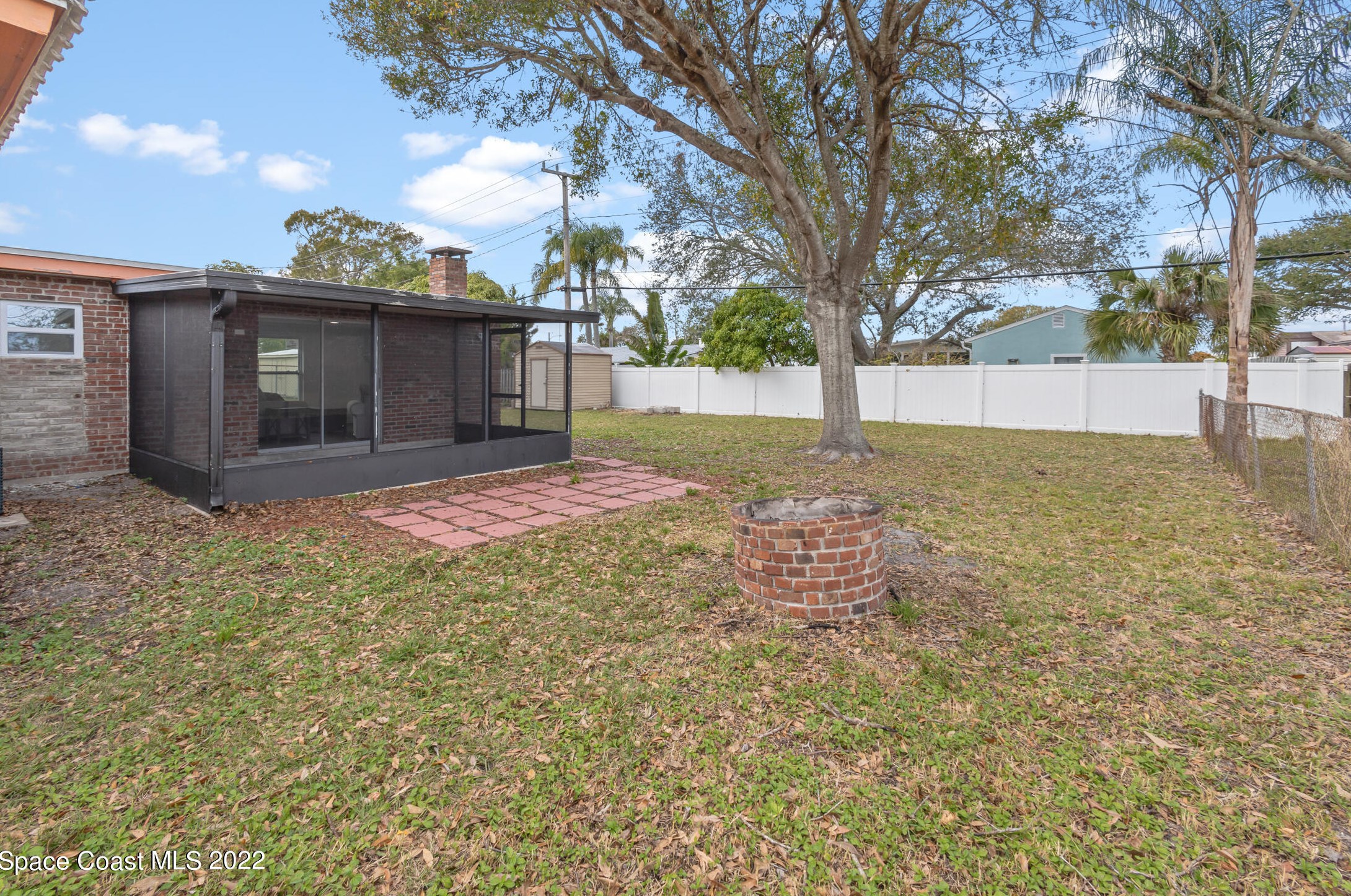 476 Orange Ave, Merritt Island FL  32952-3750 exterior