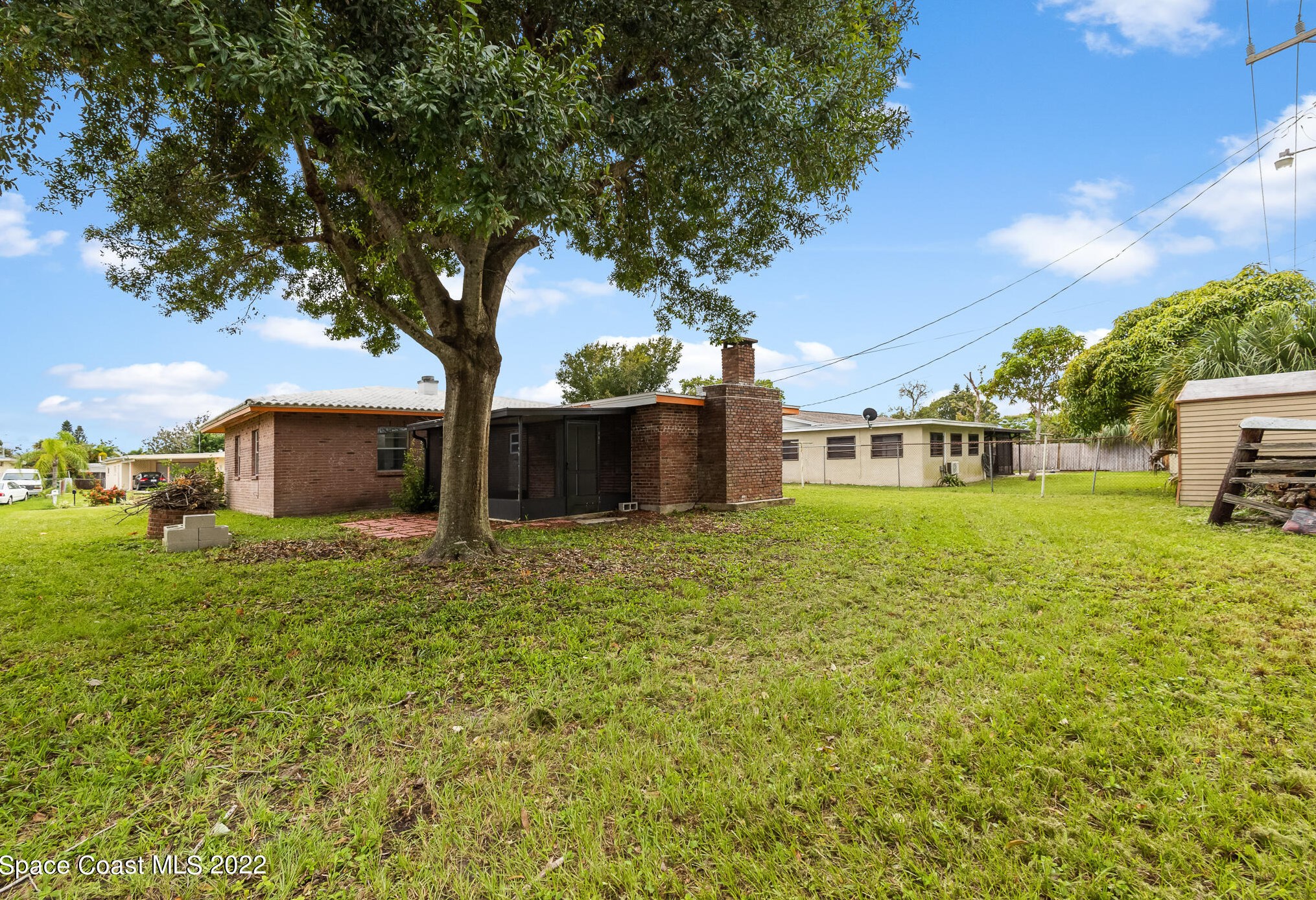 476 Orange Ave, Merritt Island FL  32952-3750 exterior