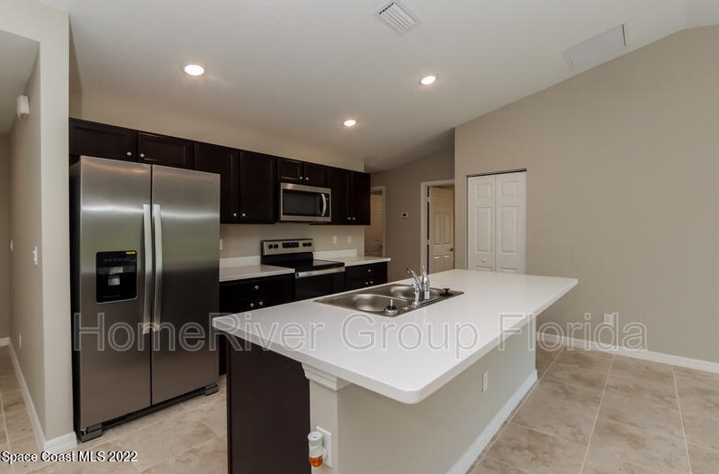 1705 Sand Rd, Melbourne FL  32909-5530 exterior