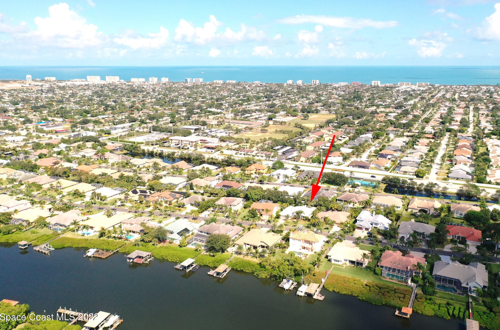 127 Island View Dr, Melbourne FL  32937-4379 exterior