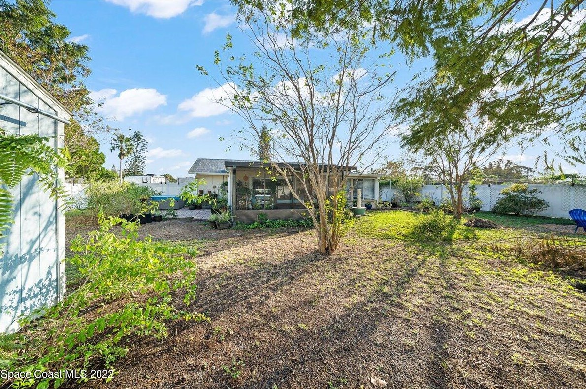 1300 Cindy Cir, Melbourne FL  32905-3805 exterior