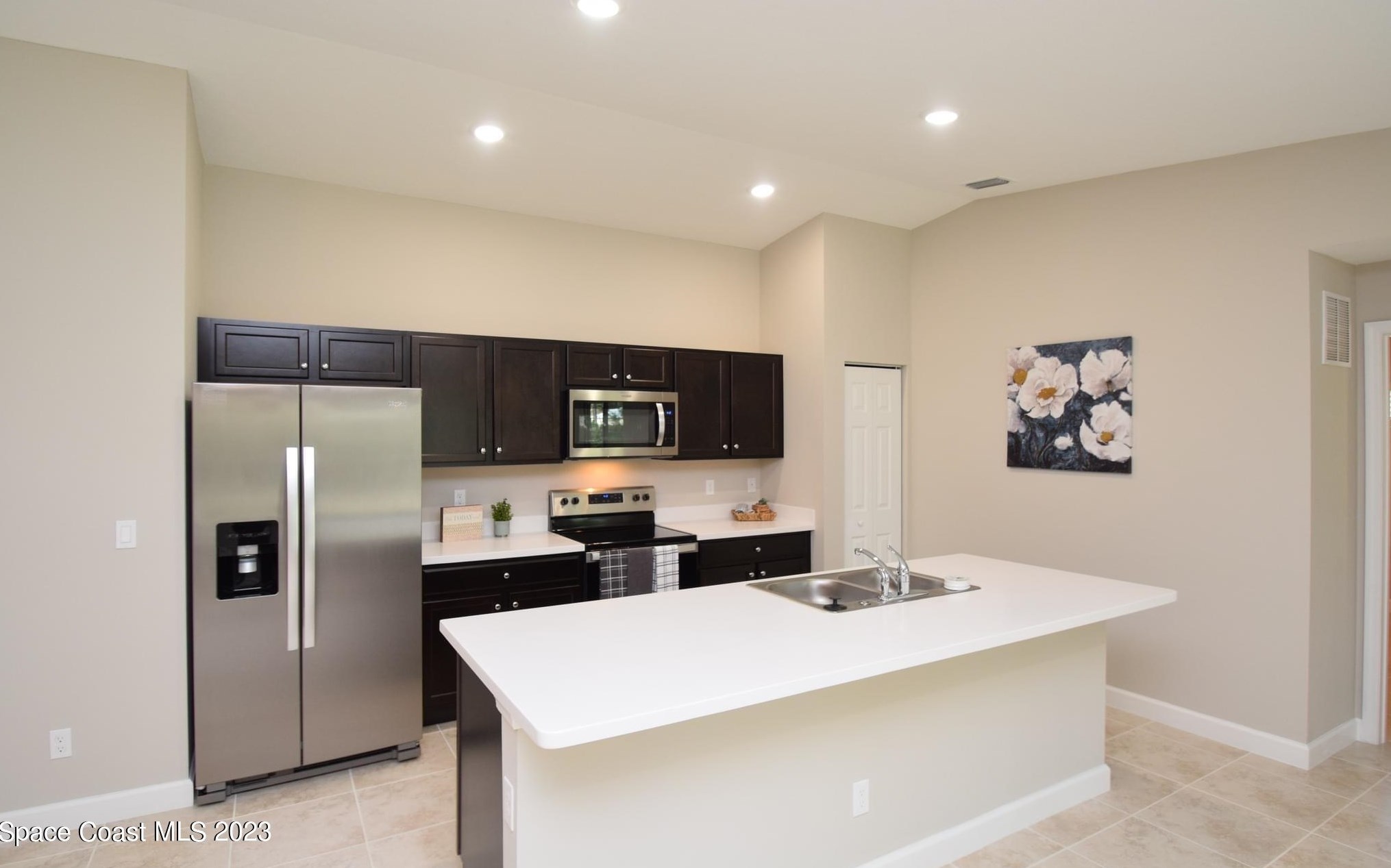 2697 Dennis Ave, Melbourne FL  32909-8729 exterior