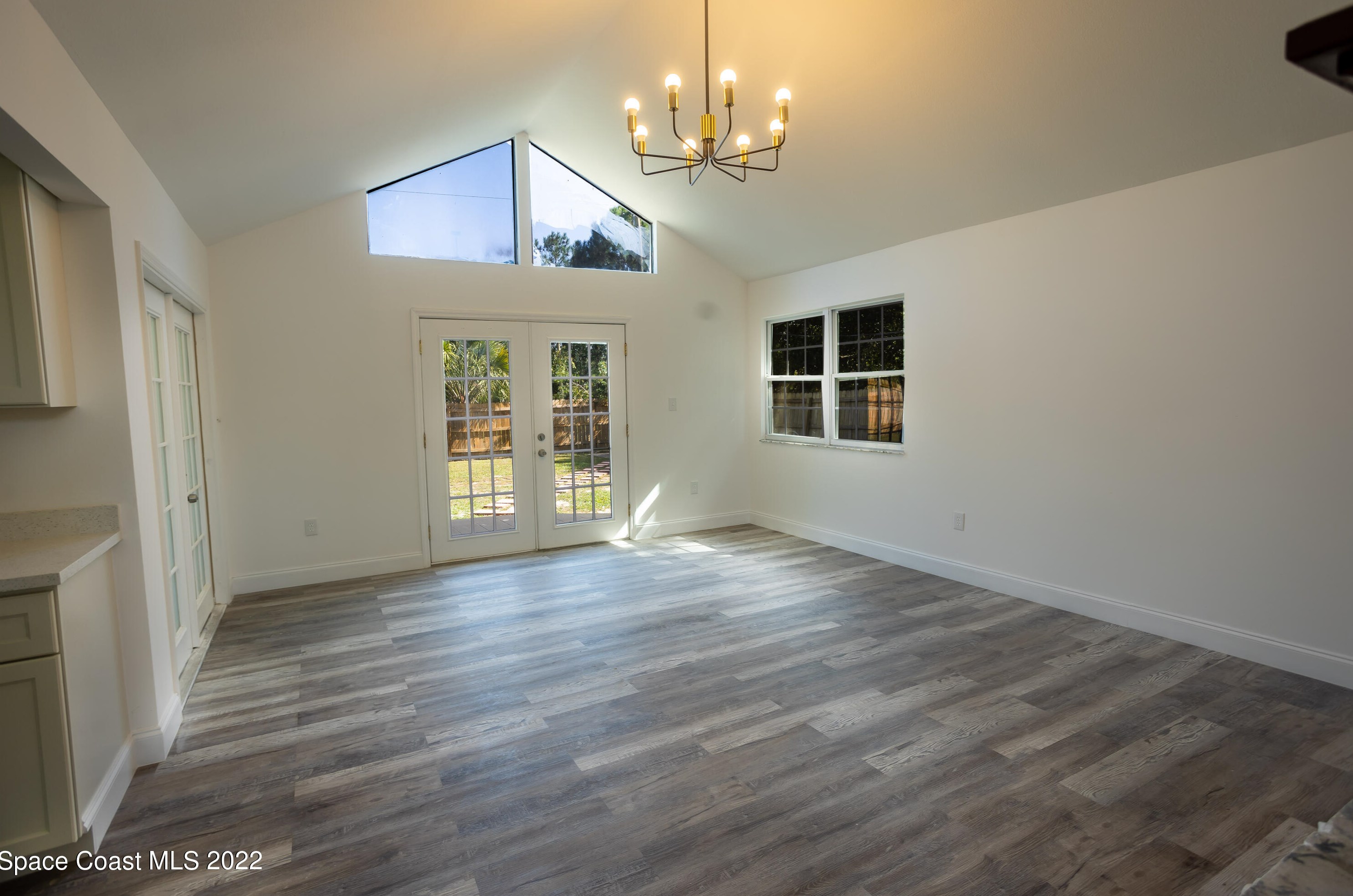 979 Sable Cir, Melbourne FL  32909-5036 exterior