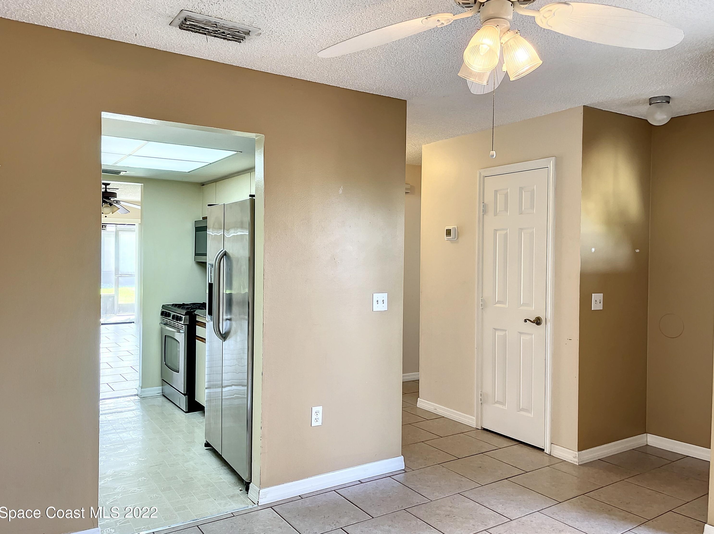 11 Bogart Pl, Merritt Island FL  32953-3196 exterior