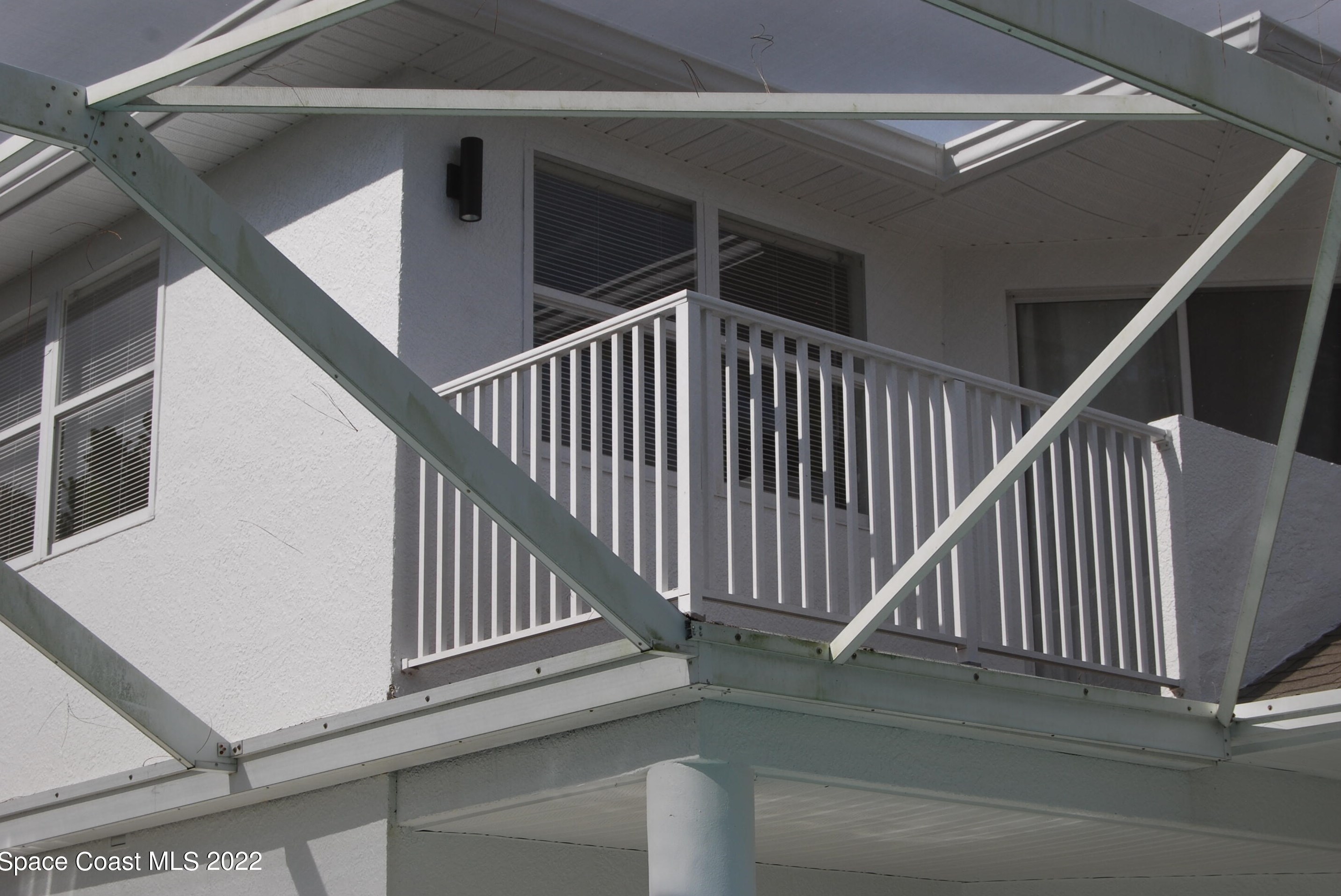 1820 Winding Ridge Cir, Melbourne FL  32909-2314 exterior