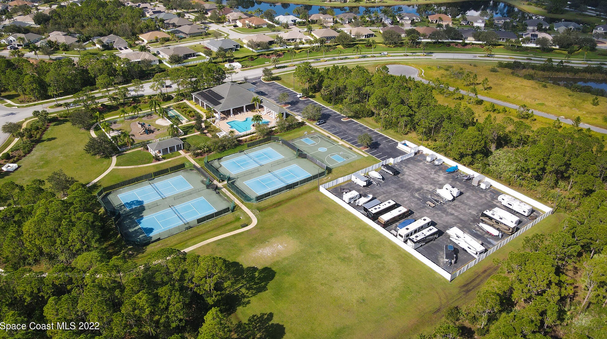 1820 Winding Ridge Cir, Melbourne FL  32909-2314 exterior