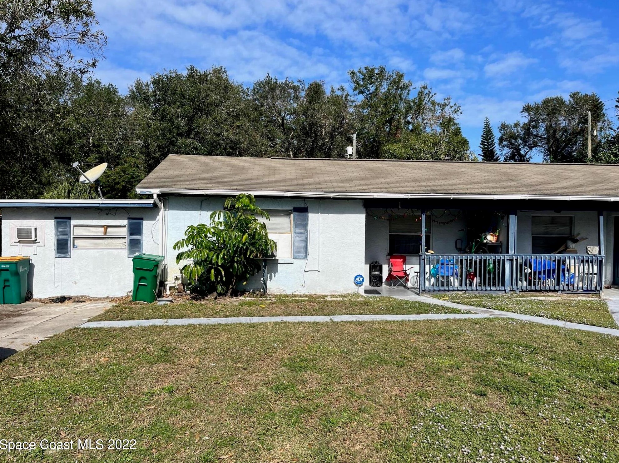 450 Robinhood Dr, Merritt Island FL  32953-6080 exterior