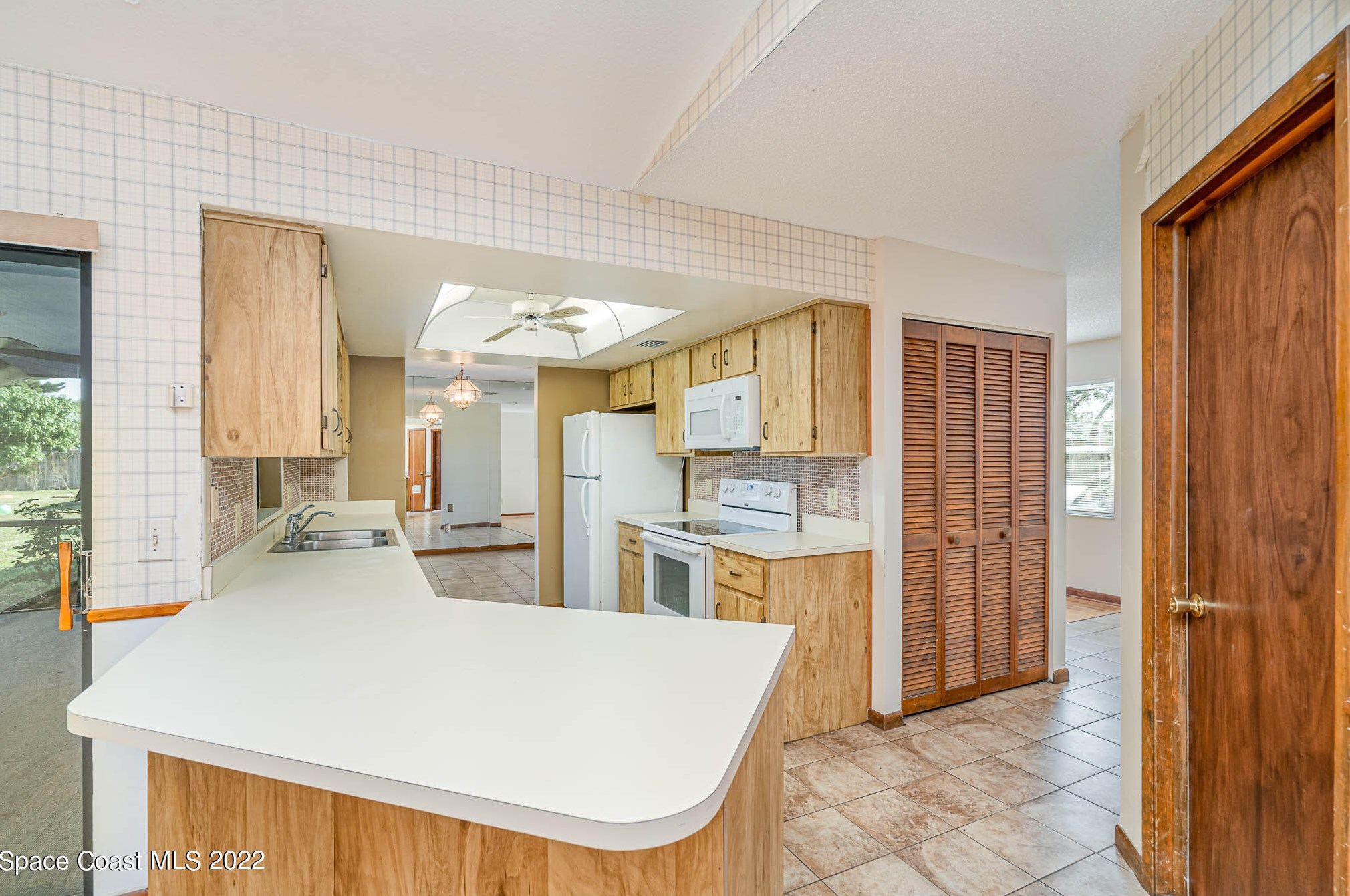 2014 Nicklaus Dr, Melbourne FL  32935-4514 exterior