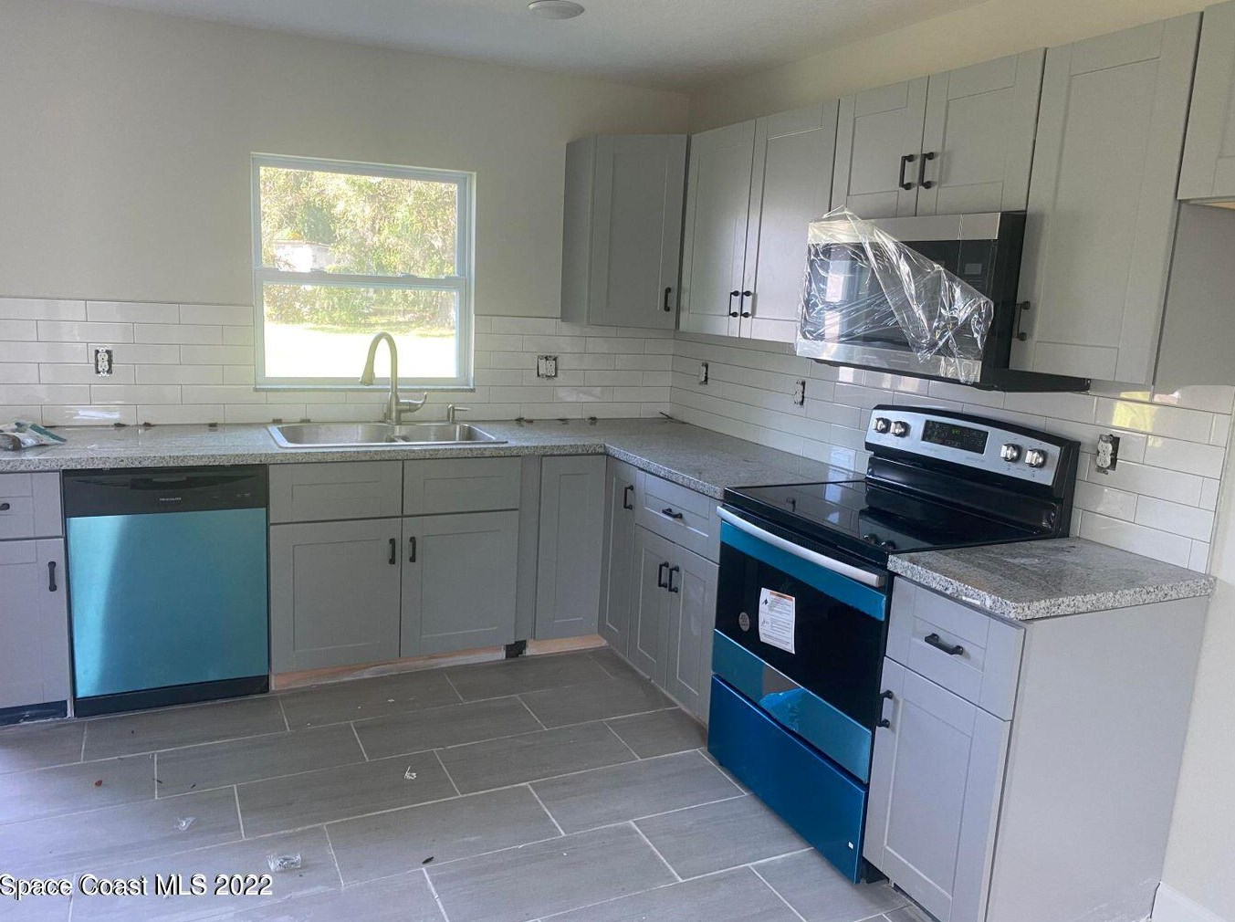 582 Lincoln Ave, Merritt Island FL  32953-4371 exterior