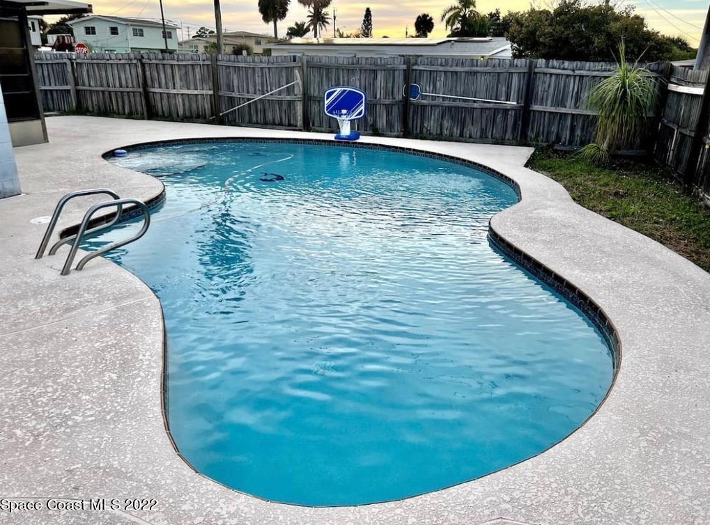 390 Needle Blvd, Merritt Island FL  32953-6103 exterior