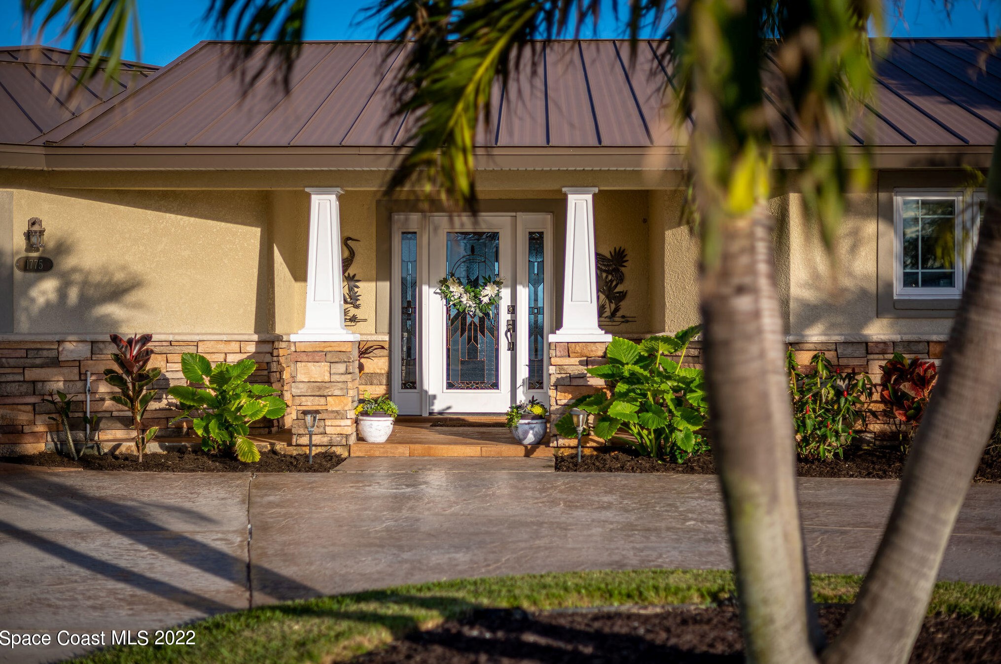 1775 Larchmont Ct, Merritt Island FL  32952-5637 exterior