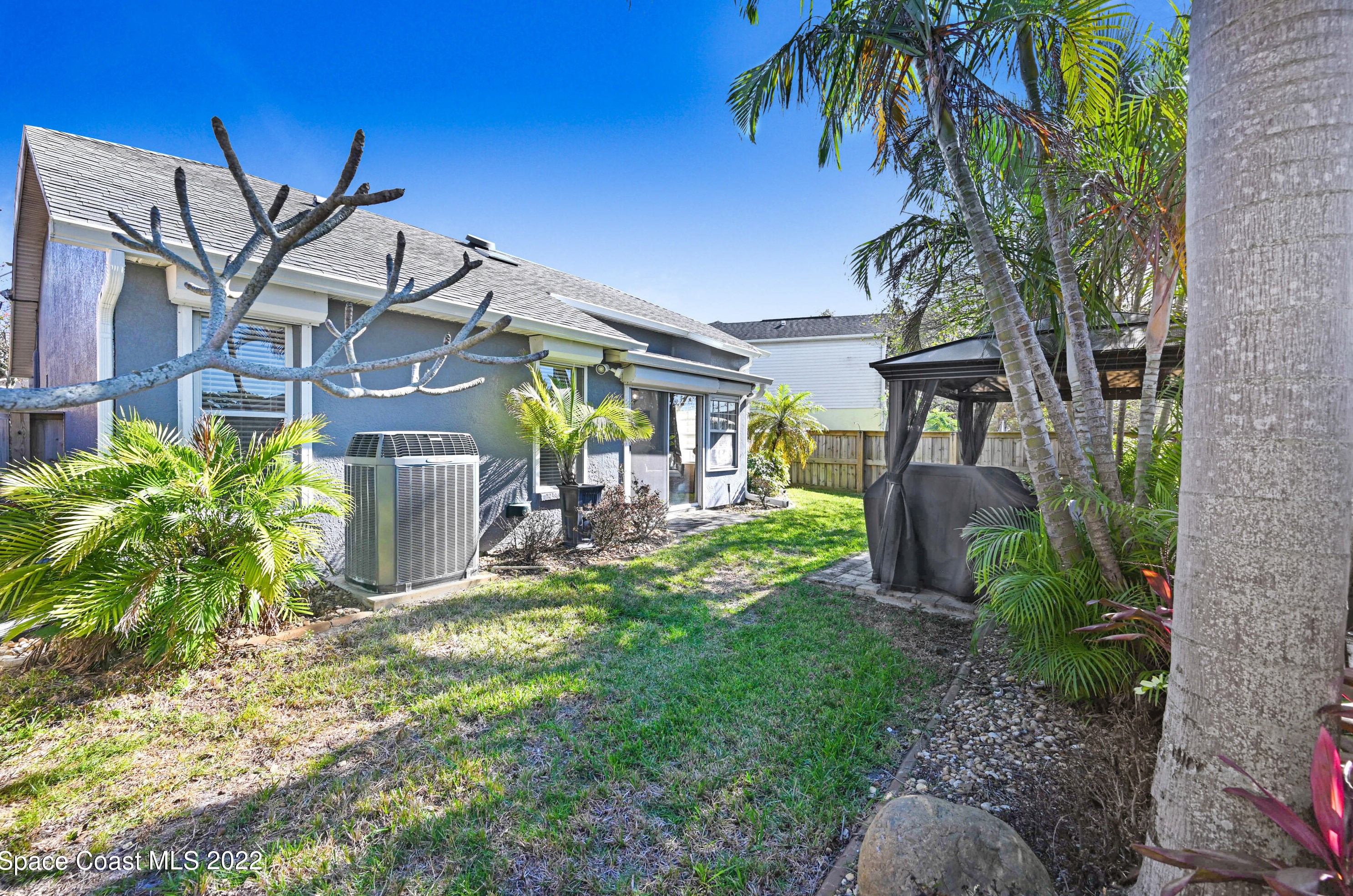 2908 Pebble Creek St, Melbourne FL  32935-7157 exterior