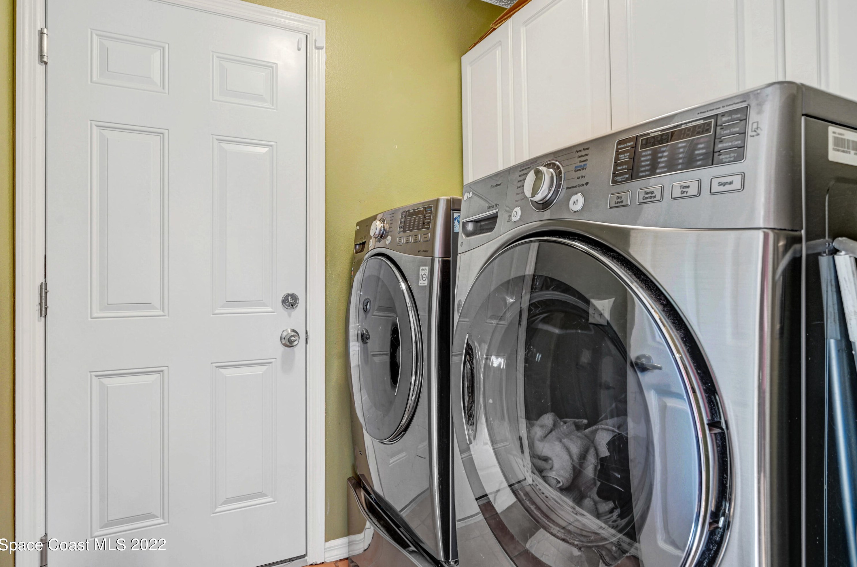 2908 Pebble Creek St, Melbourne FL  32935-7157 exterior