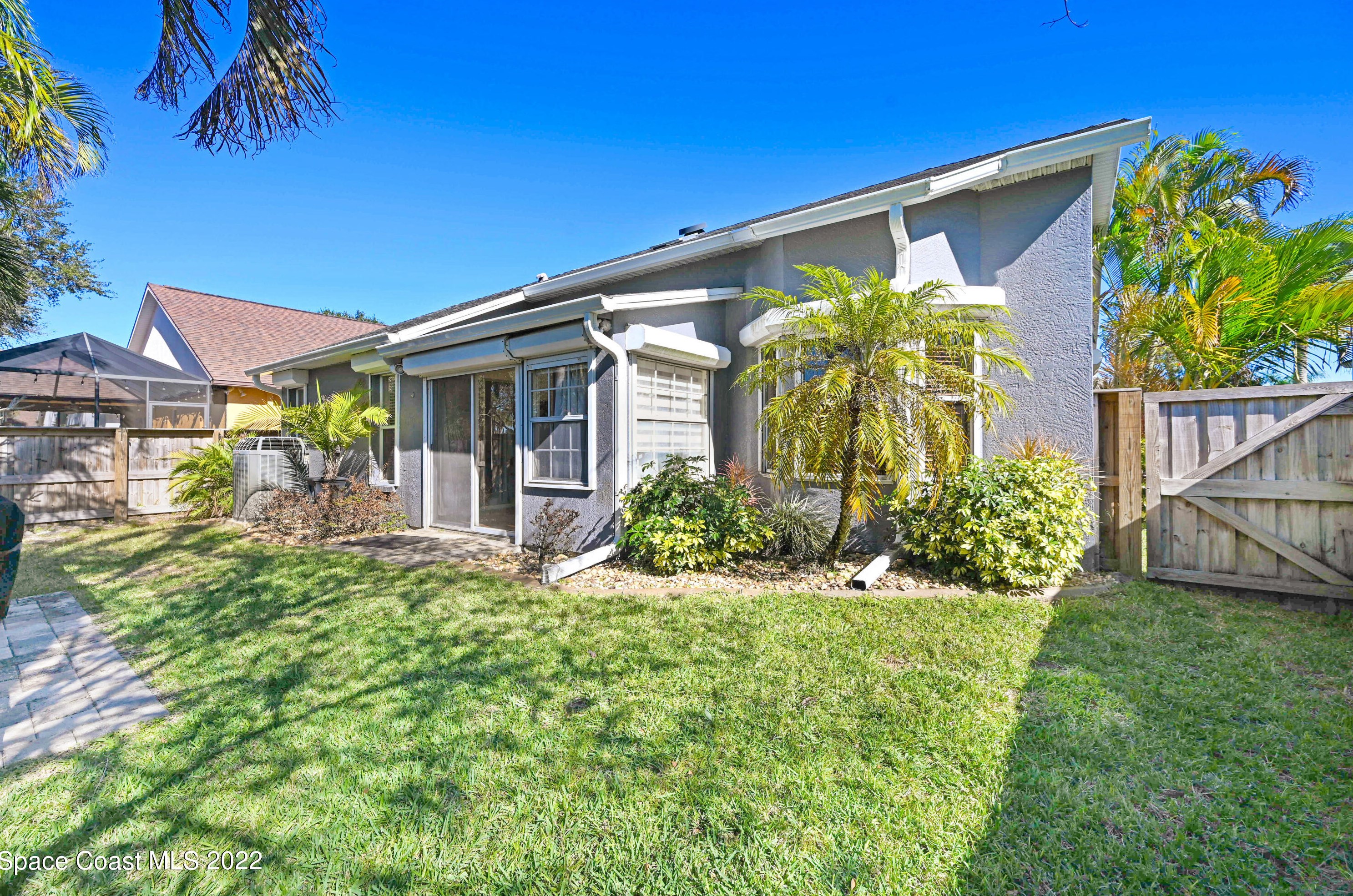 2908 Pebble Creek St, Melbourne FL  32935-7157 exterior