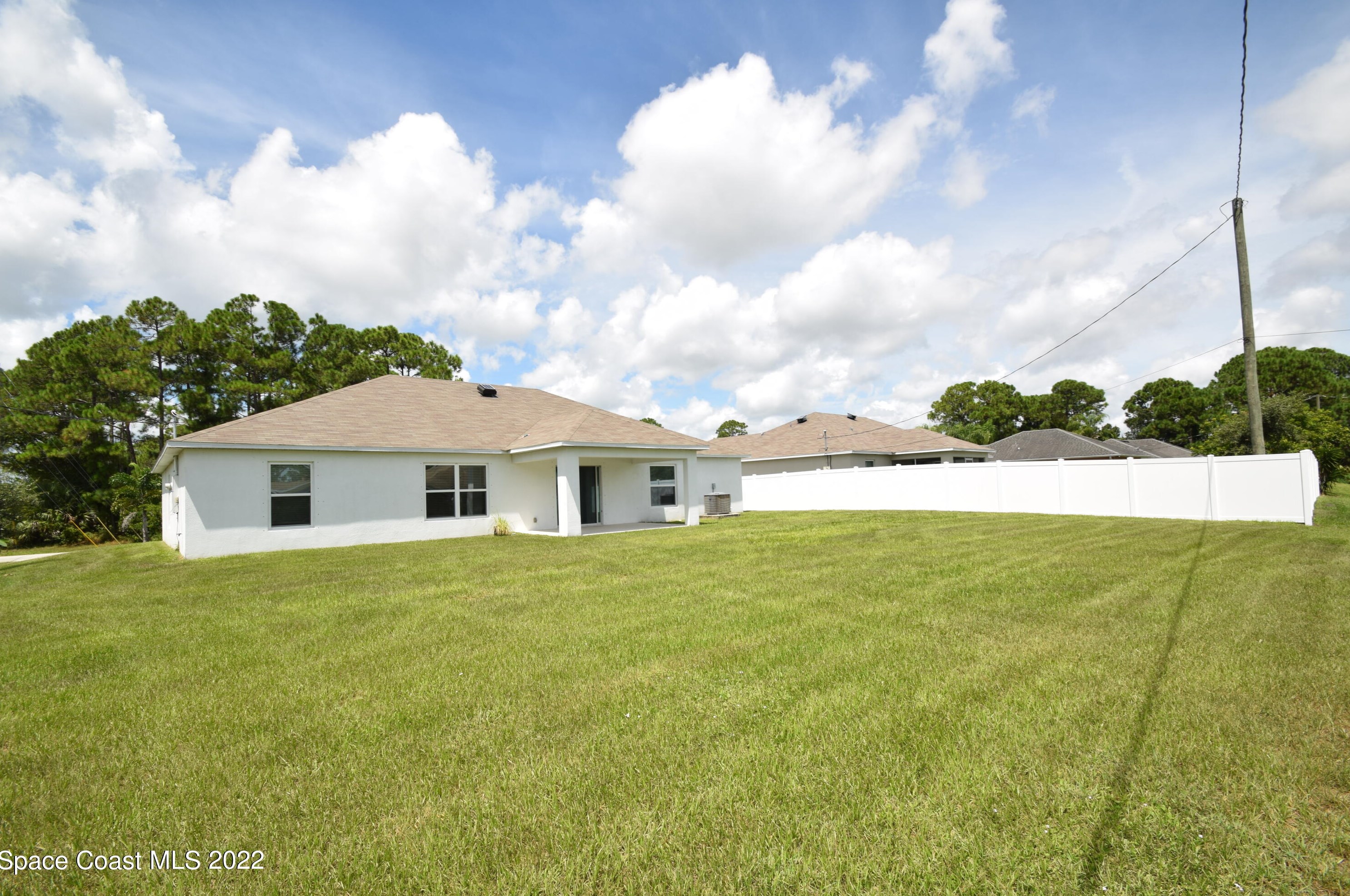 499 Ellington Ave, Melbourne FL  32909-4126 exterior
