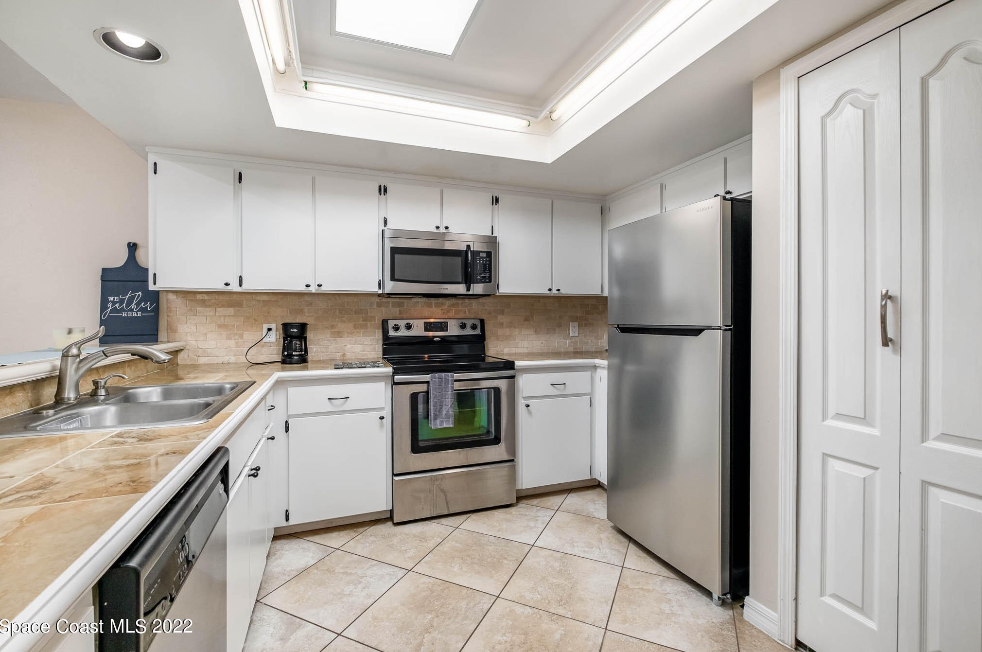 3937 Bayberry Dr, Melbourne FL  32901-8422 exterior