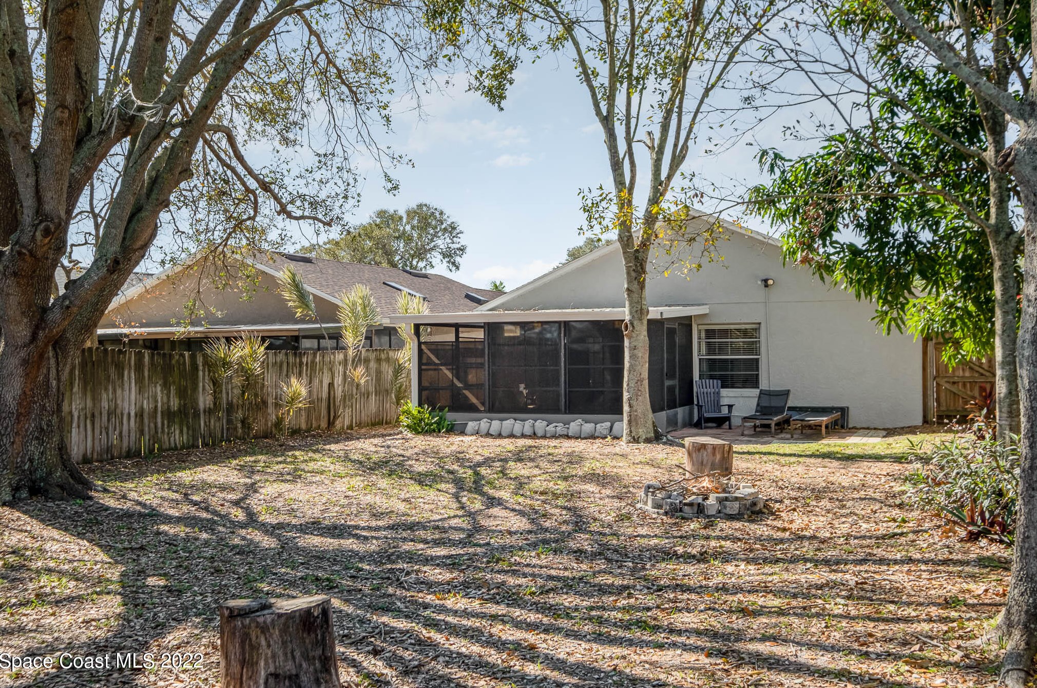 3937 Bayberry Dr, Melbourne FL  32901-8422 exterior