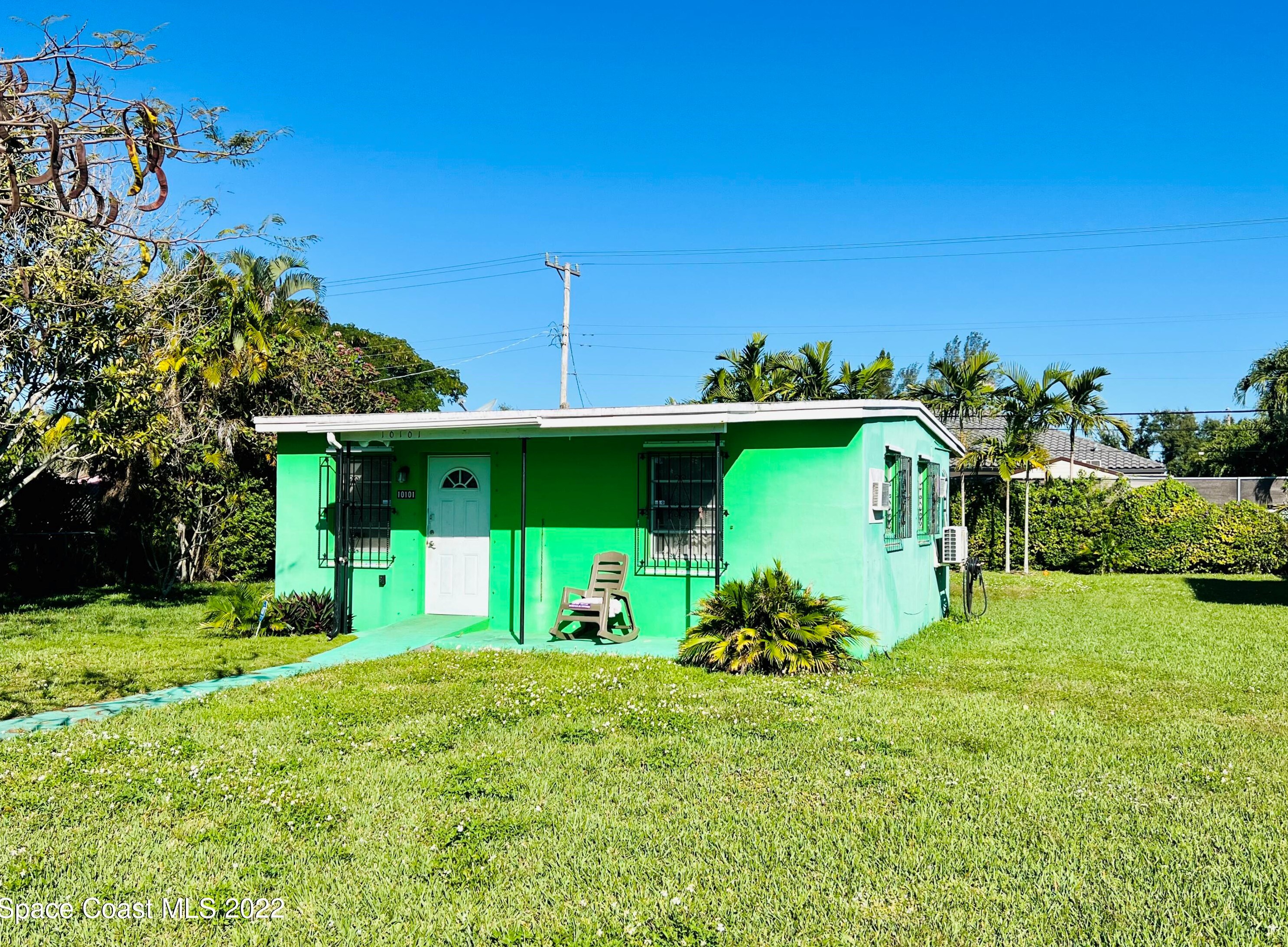 10101 46th St, Miami FL  33165-5711 exterior