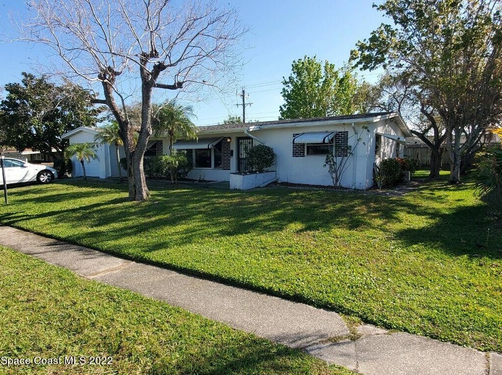 721 Ixora Dr, Melbourne FL  32935-4957 exterior