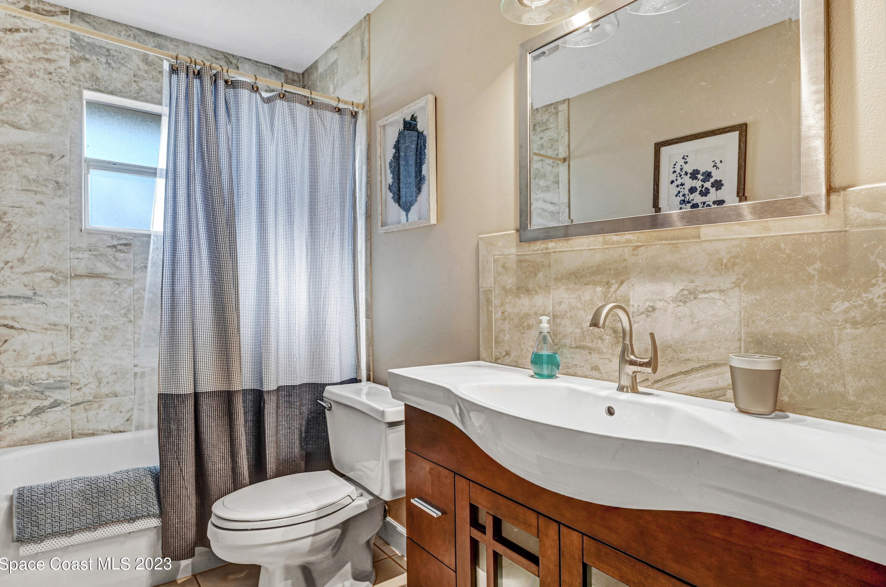 285 Northgrove Dr, Merritt Island FL  32953-7959 exterior