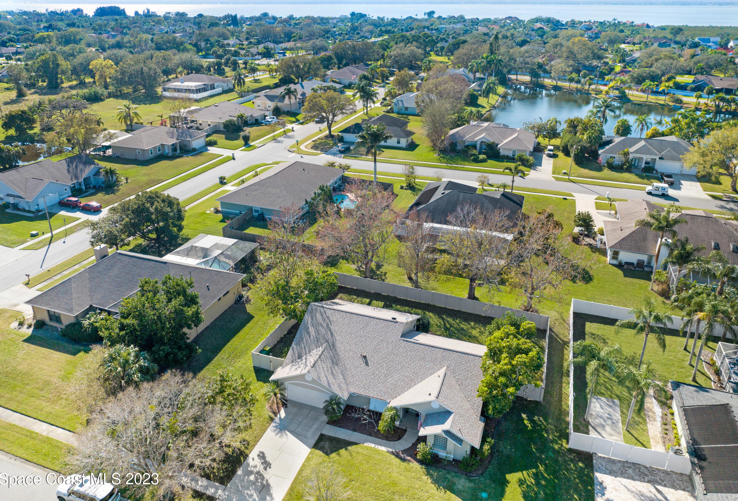 285 Northgrove Dr, Merritt Island FL  32953-7959 exterior