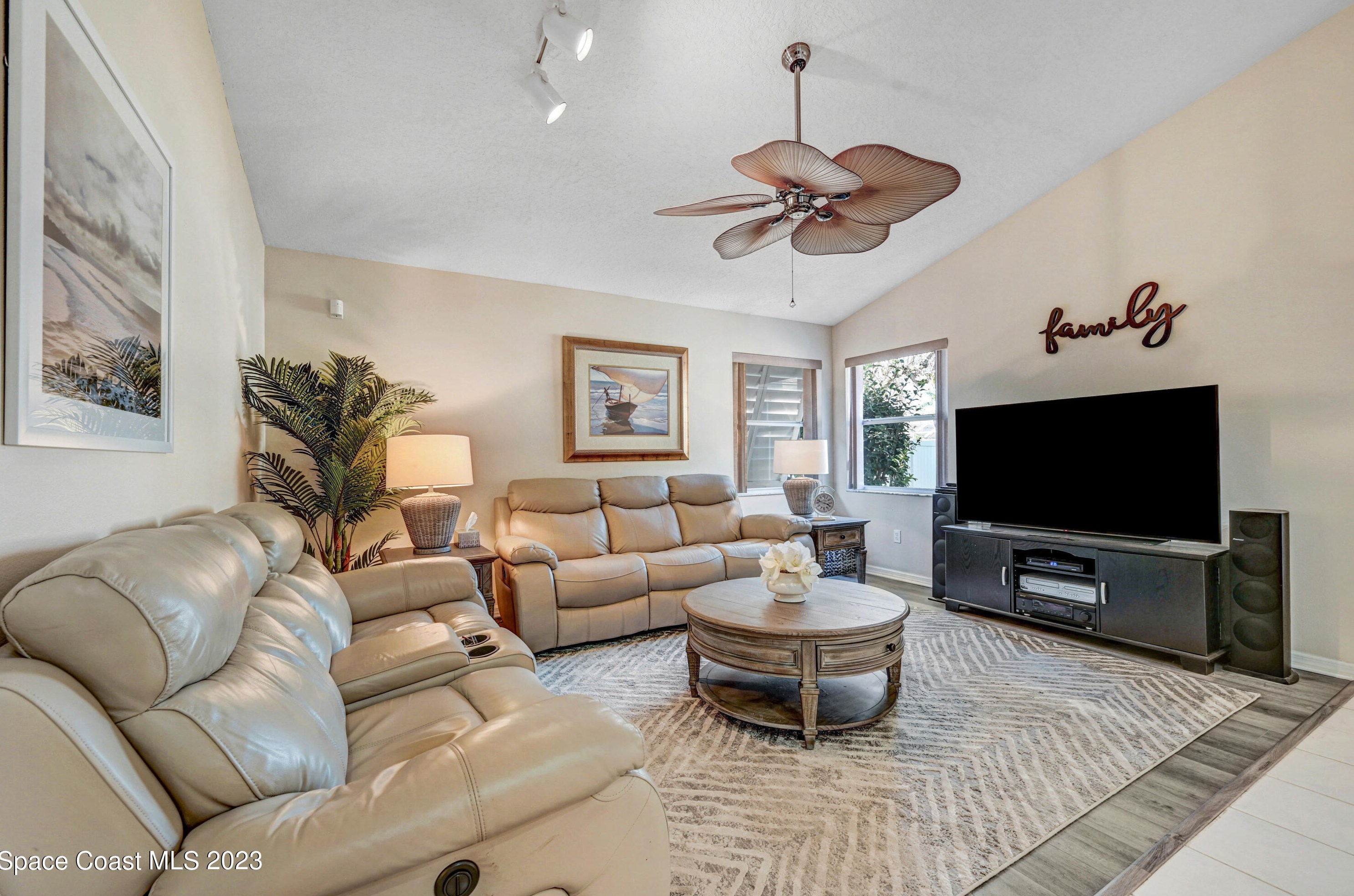 285 Northgrove Dr, Merritt Island FL  32953-7959 exterior