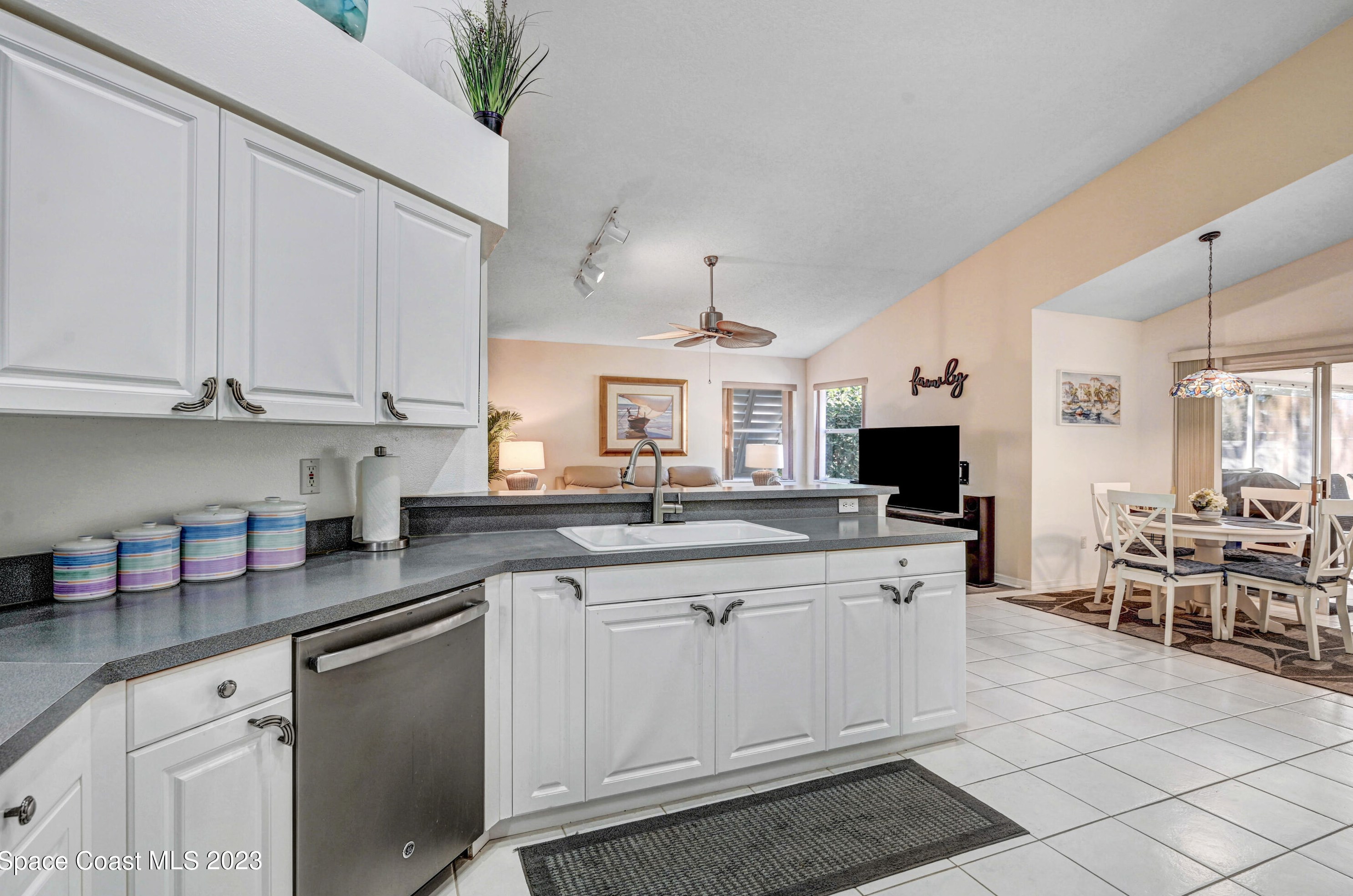 285 Northgrove Dr, Merritt Island FL  32953-7959 exterior