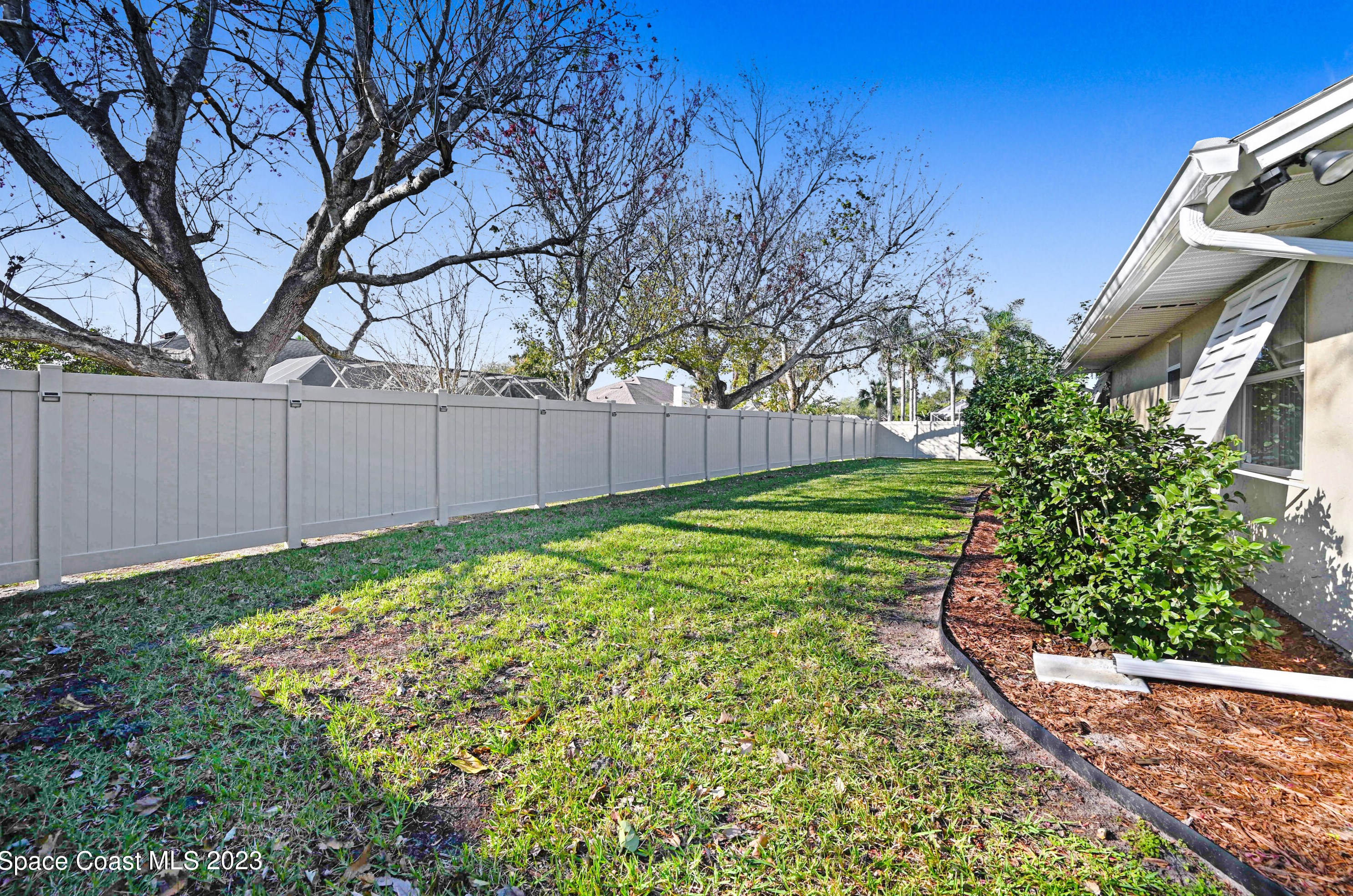 285 Northgrove Dr, Merritt Island FL  32953-7959 exterior