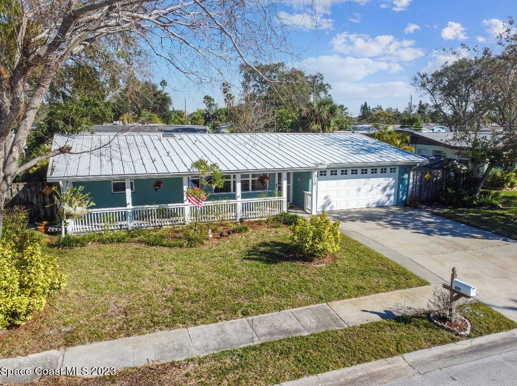 610 Barrett Dr, Merritt Island FL  32952-5885 exterior