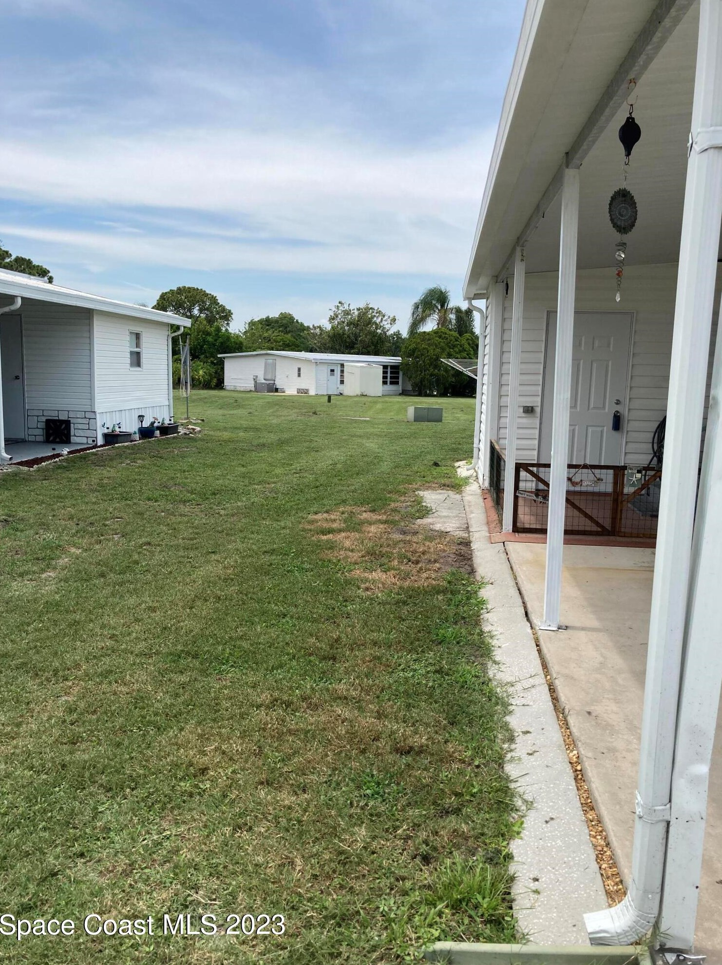 1183 Center Ln, Melbourne FL  32907-2105 exterior