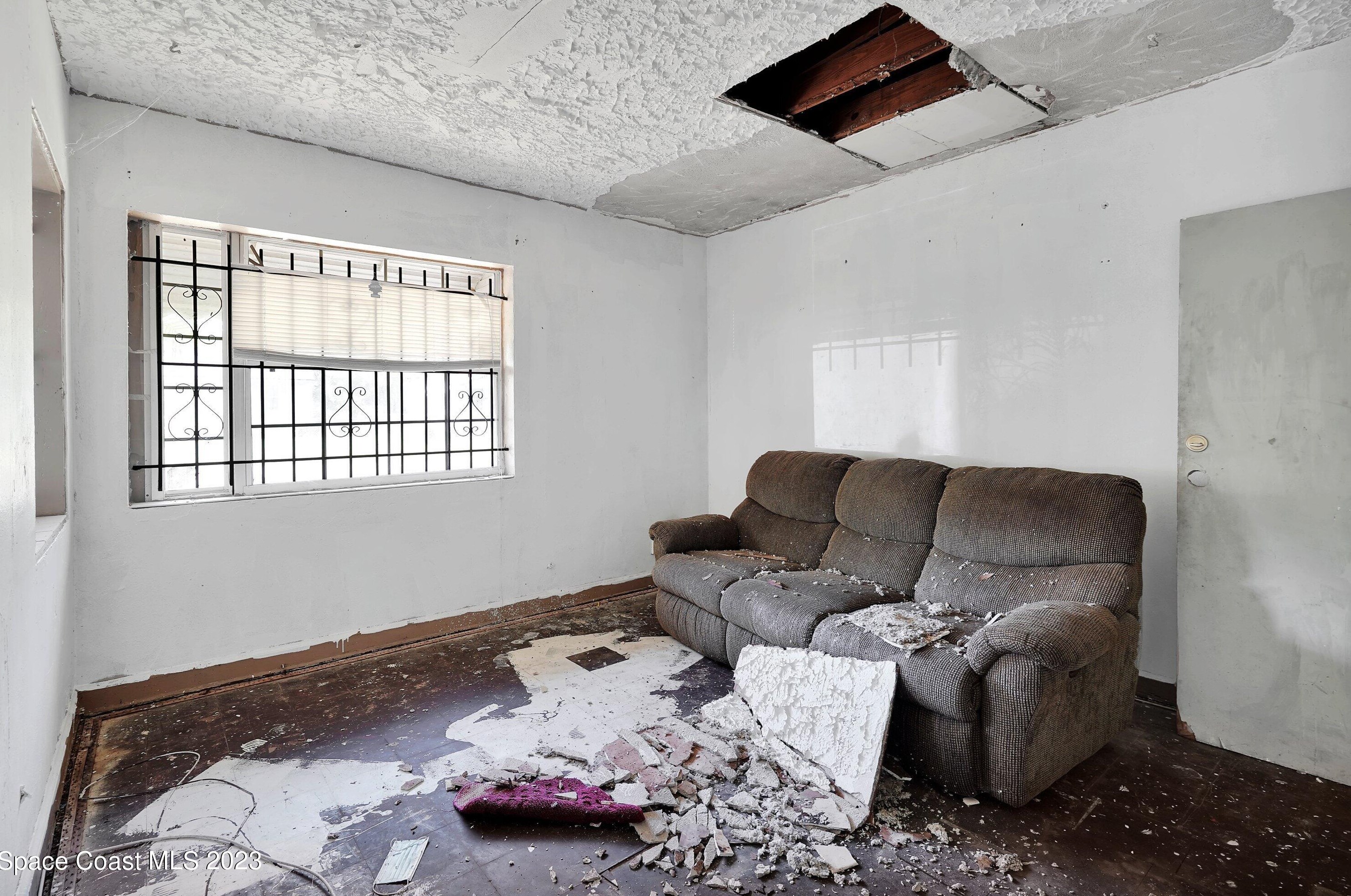 2927 9th St, Jacksonville FL  32254-1915 exterior